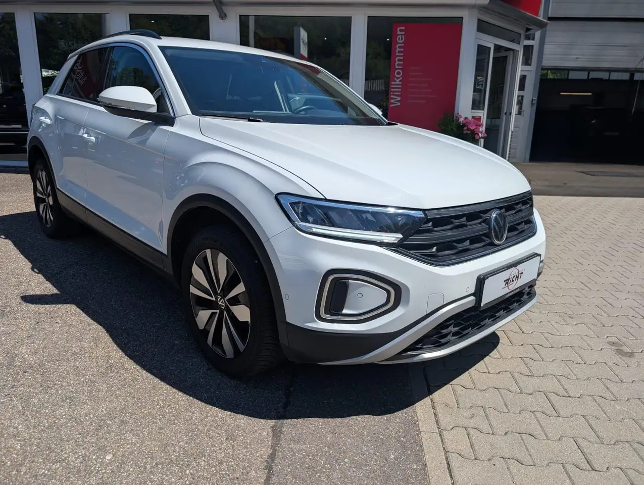 Volkswagen T-Roc 1.0 TSI Move Navi LED SHZ Parklenk, миниатюра 4