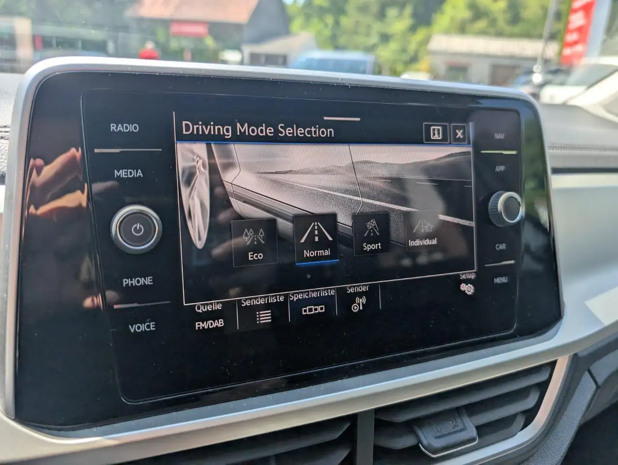 Volkswagen T-Roc 1.0 TSI Move Navi LED SHZ Parklenk, миниатюра 11