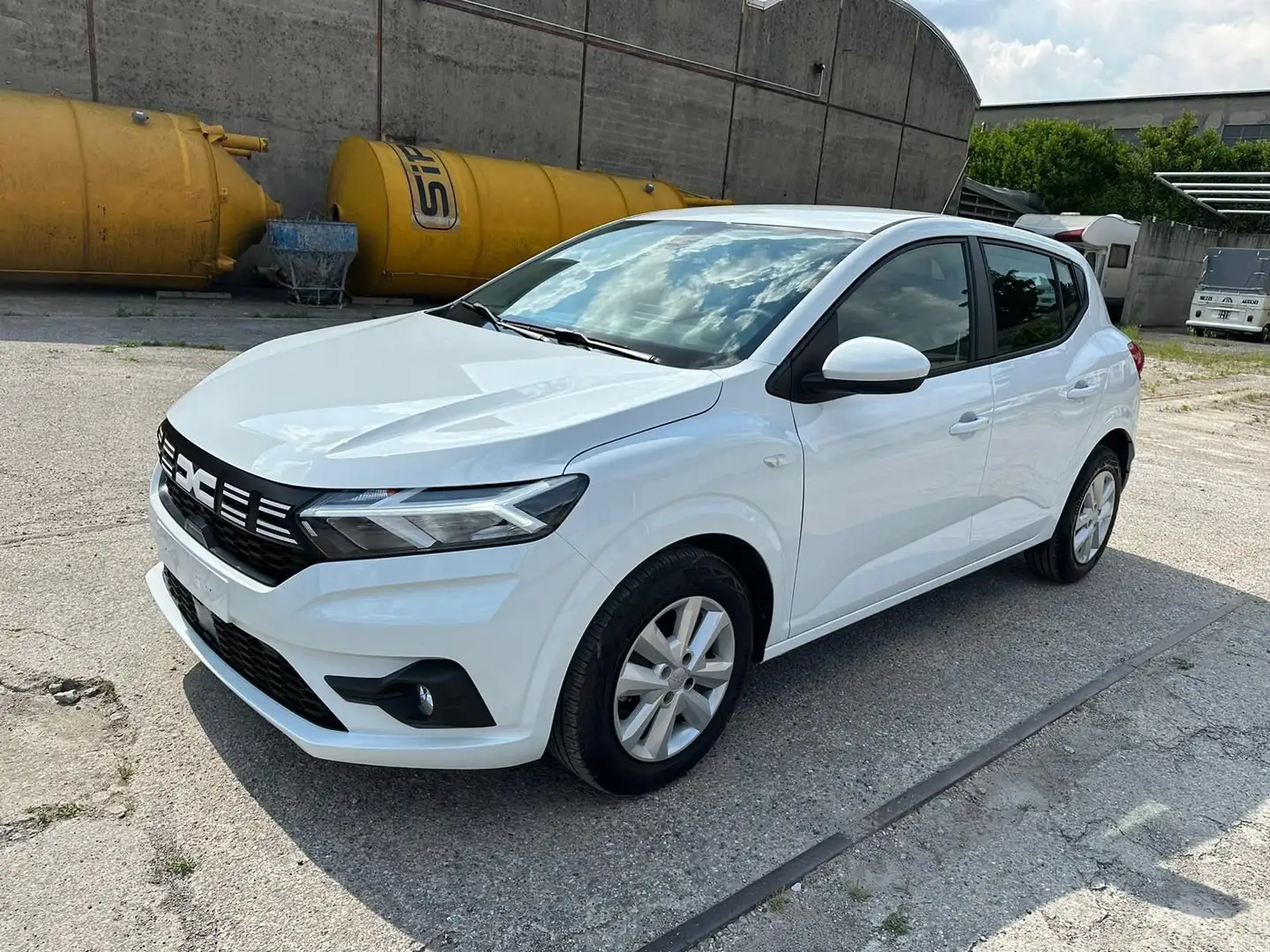 Dacia Sandero Streetway 1.0 SCe 65 CV Expression Beyaz - 1