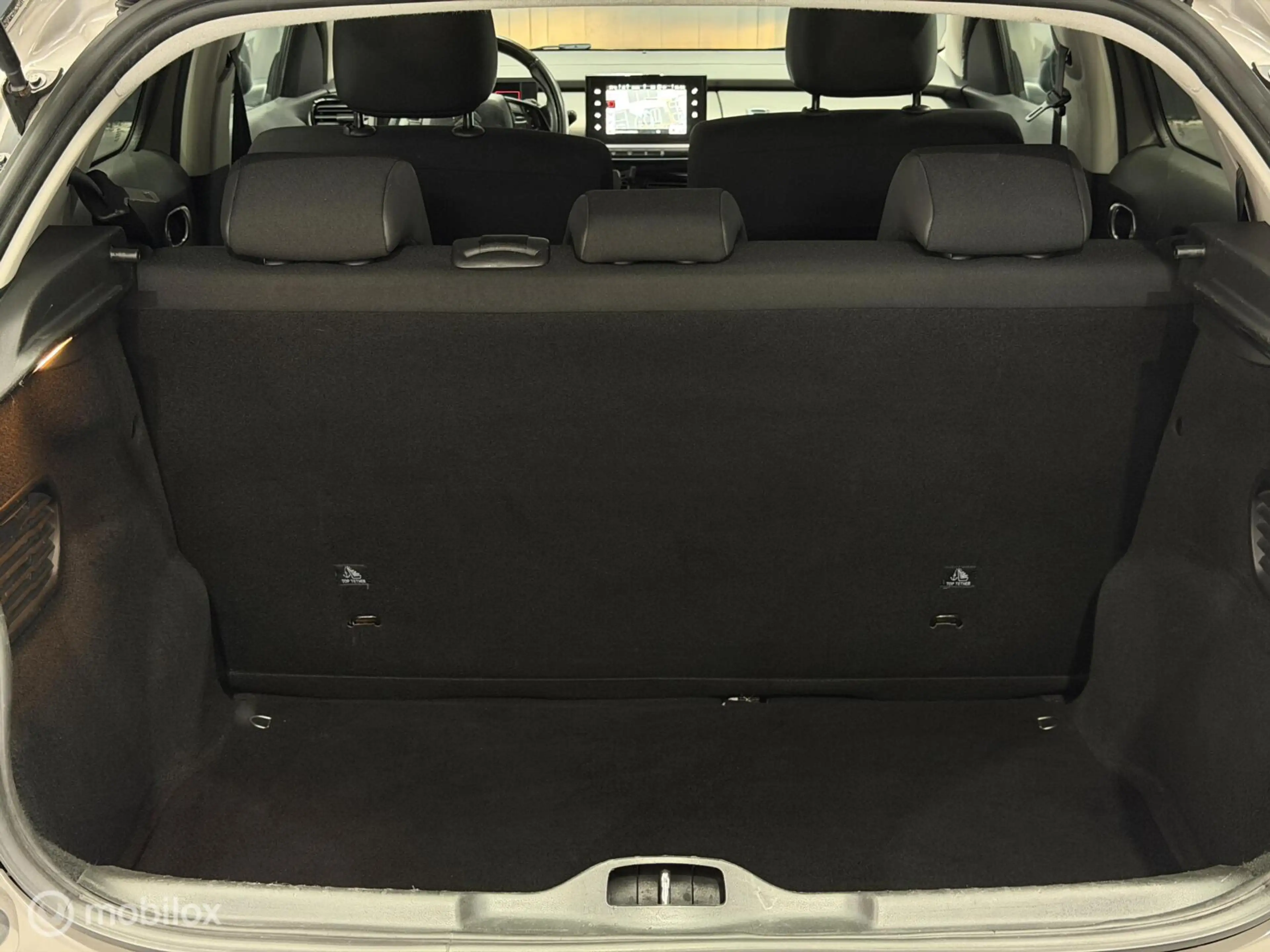 Citroen C4 Cactus 1.2 PureTech Shine — photo 24