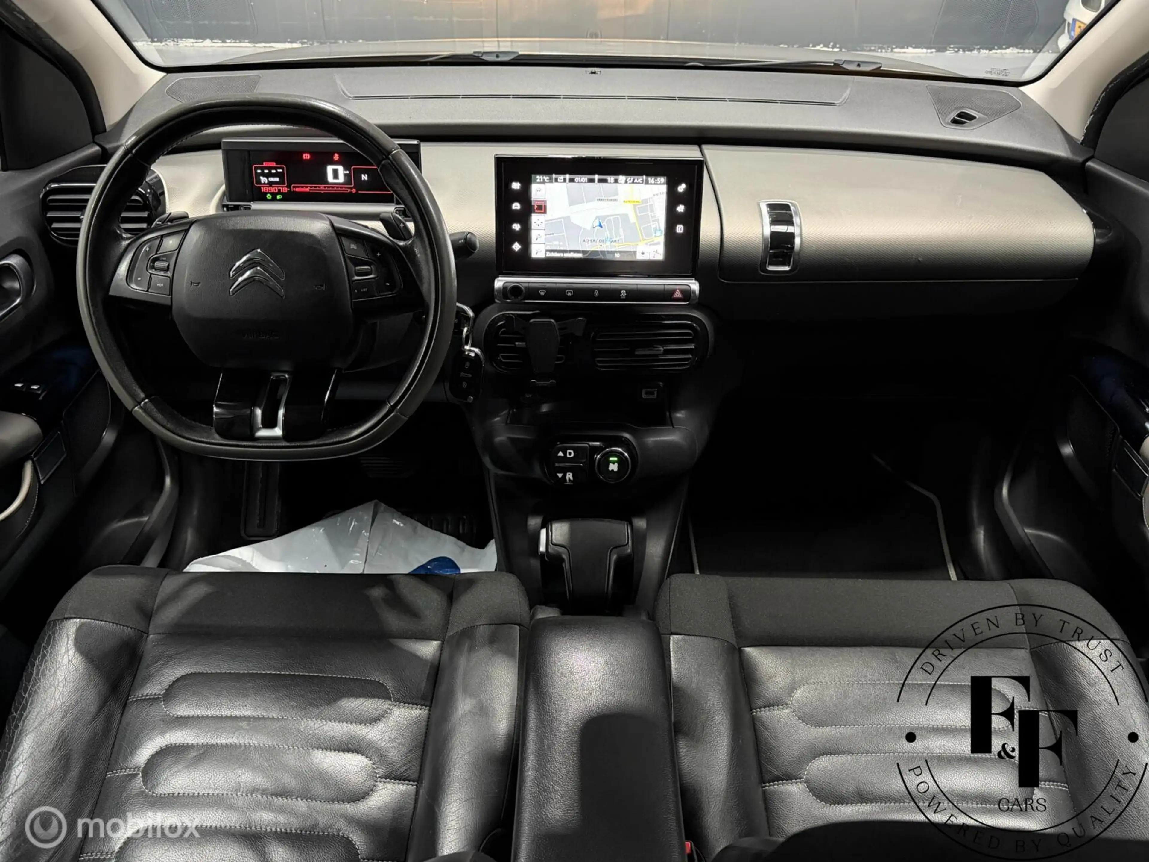 Citroen C4 Cactus 1.2 PureTech Shine — photo 3
