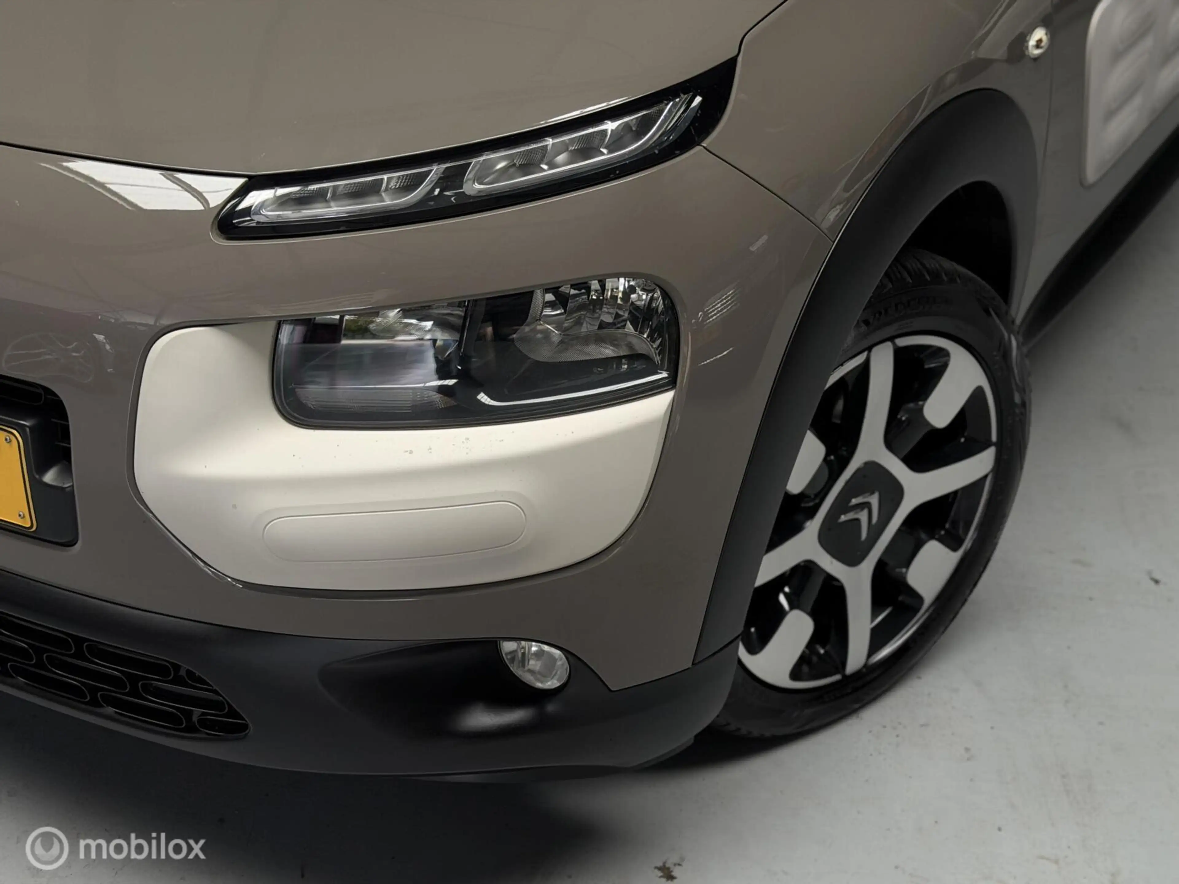 Citroen C4 Cactus 1.2 PureTech Shine — photo 5