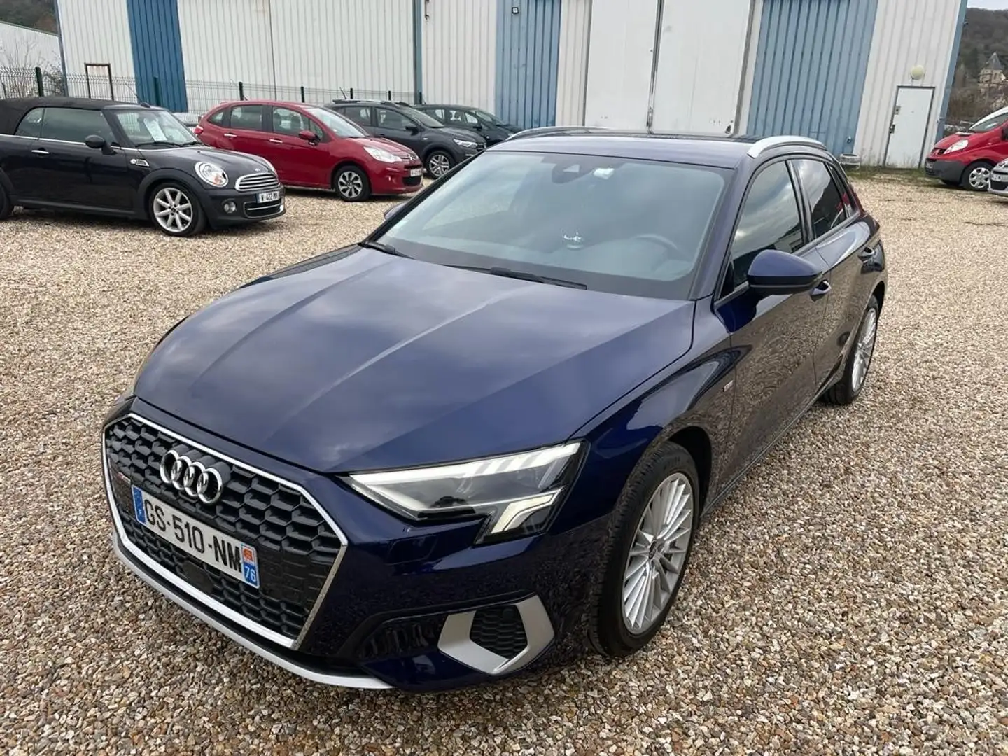 Audi A3 Hybride Berline 30 TFSI 116 Design Luxe Bleu - 1