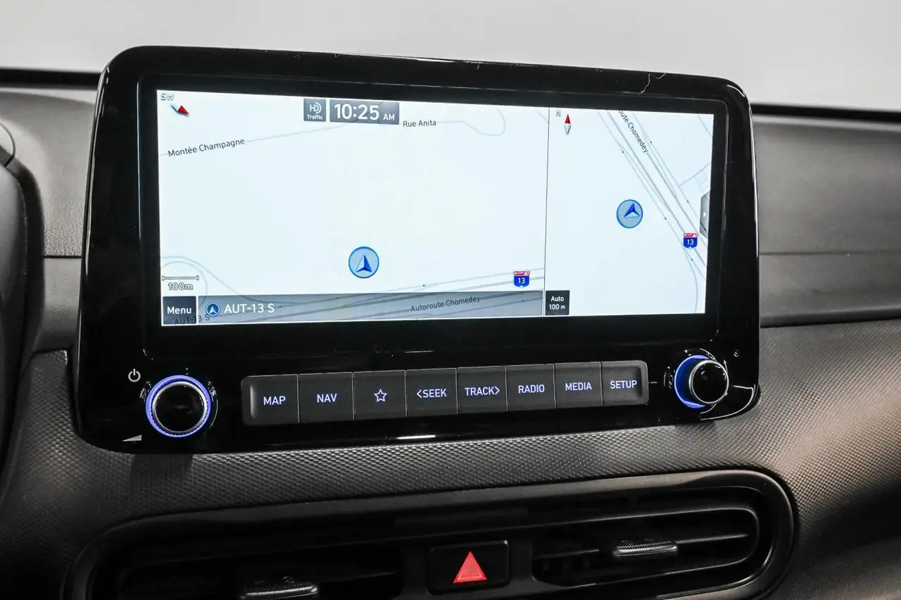 Hyundai KONA снимка Hyundai KONA