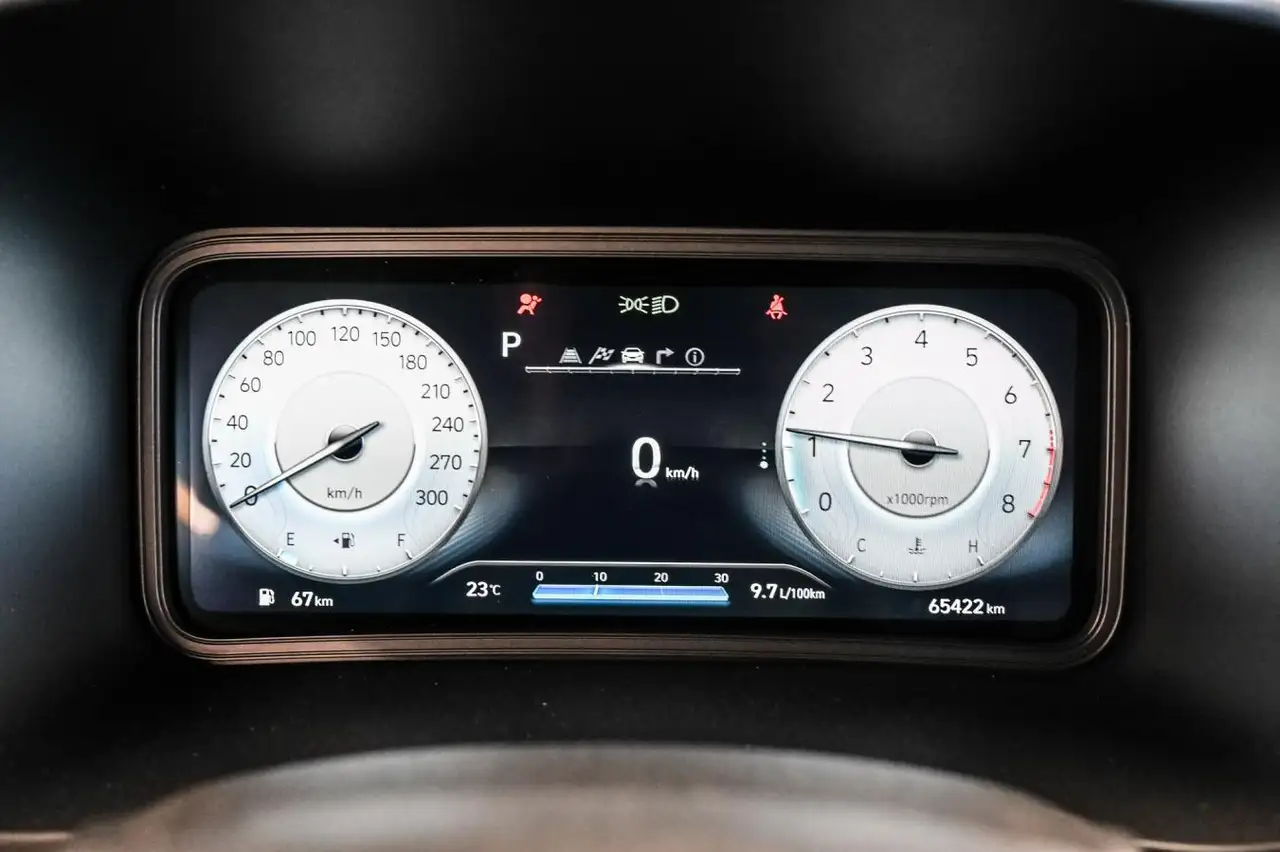 Hyundai KONA снимка Hyundai KONA