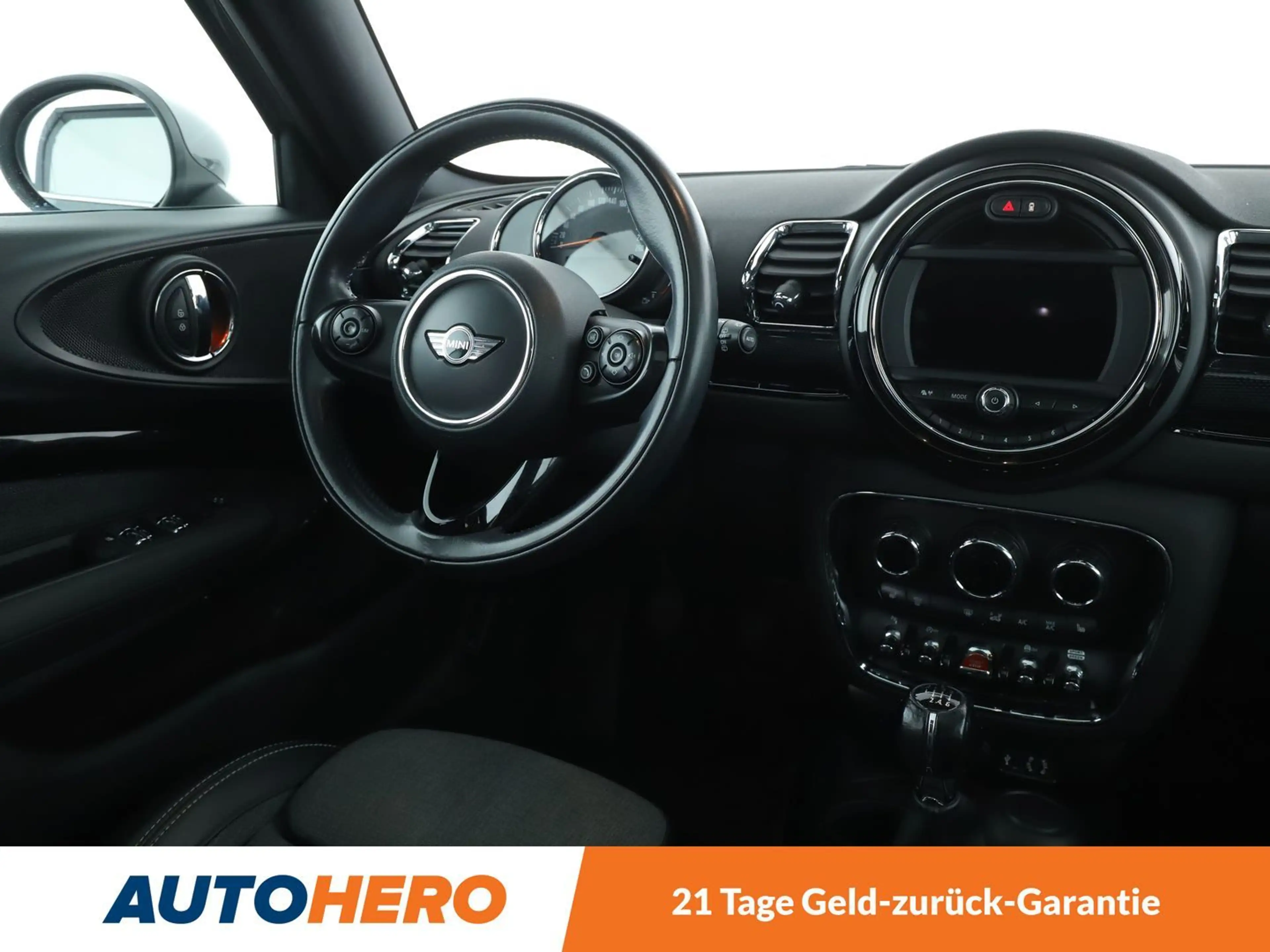 MINI One Clubman One*NAVI*LED*TEMPO*PDC*PANO* — photo 13