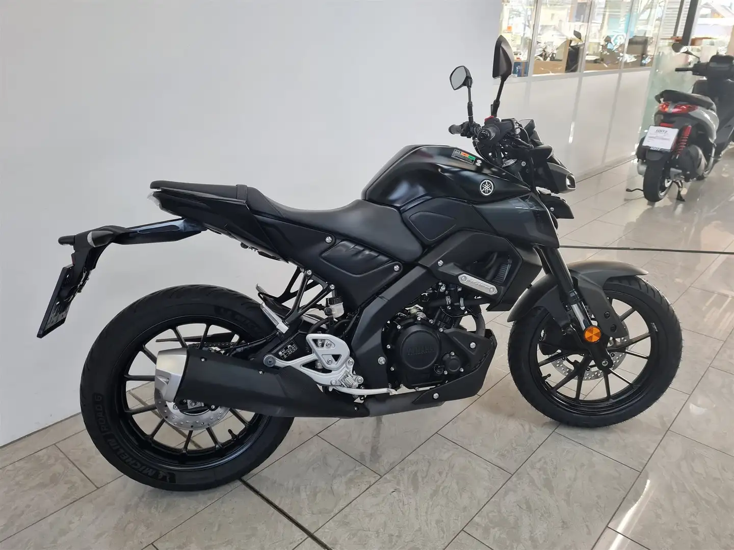 Yamaha MT-125 MT125 Schwarz - 2