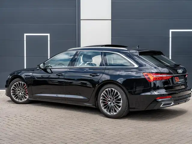 Audi A6 view 10