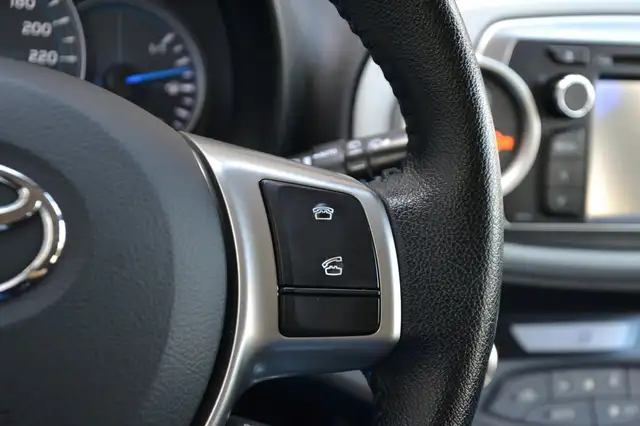 Toyota Yaris view 18