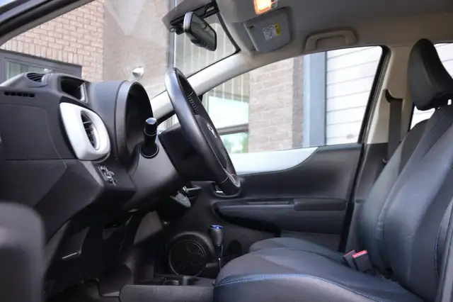 Toyota Yaris view 6