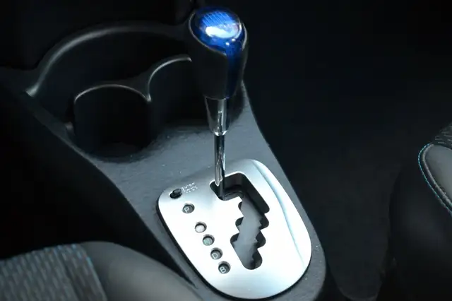 Toyota Yaris view 11