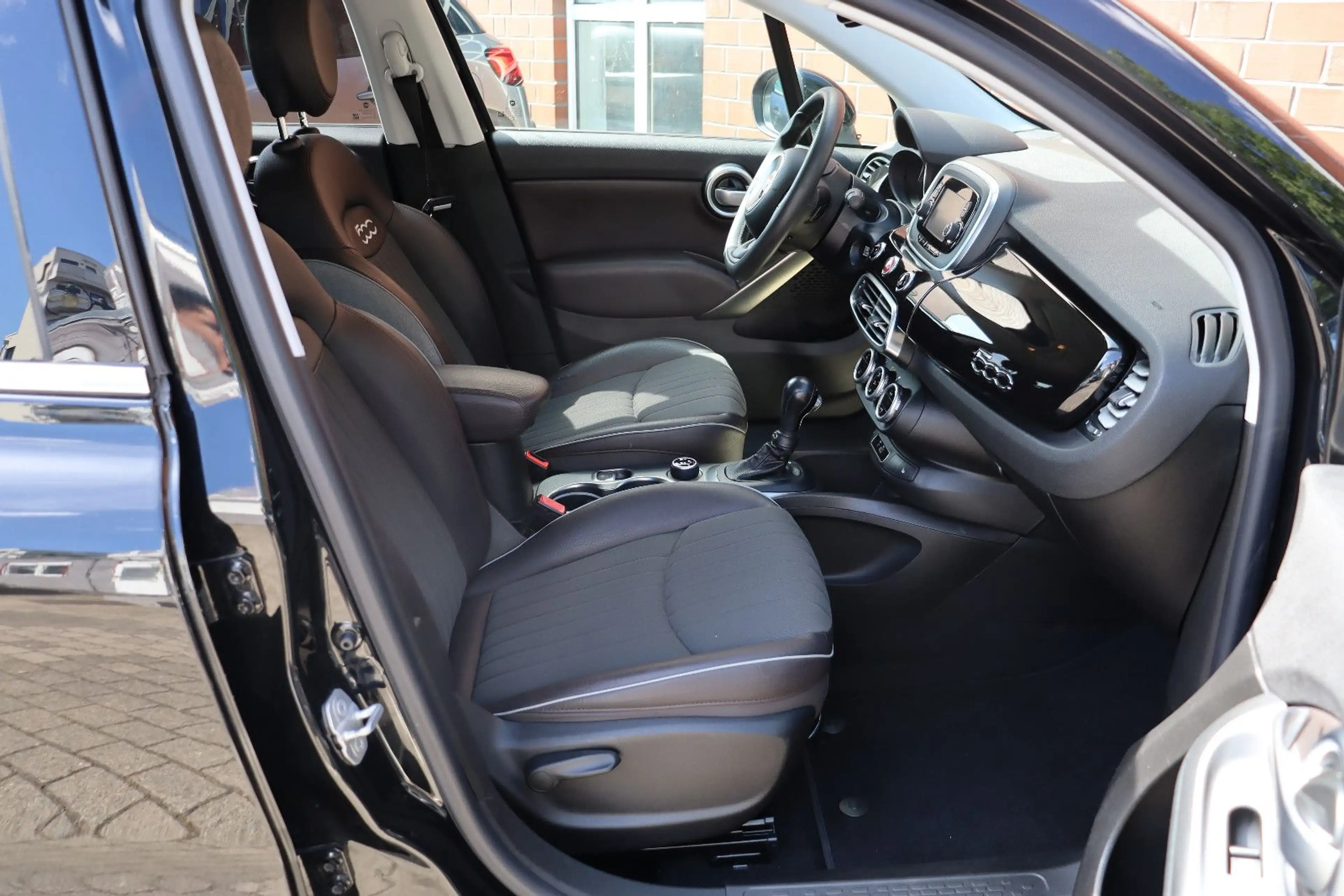 Fiat 500X 1.4 Lounge Autom. Leder Xenon Navi — photo 10