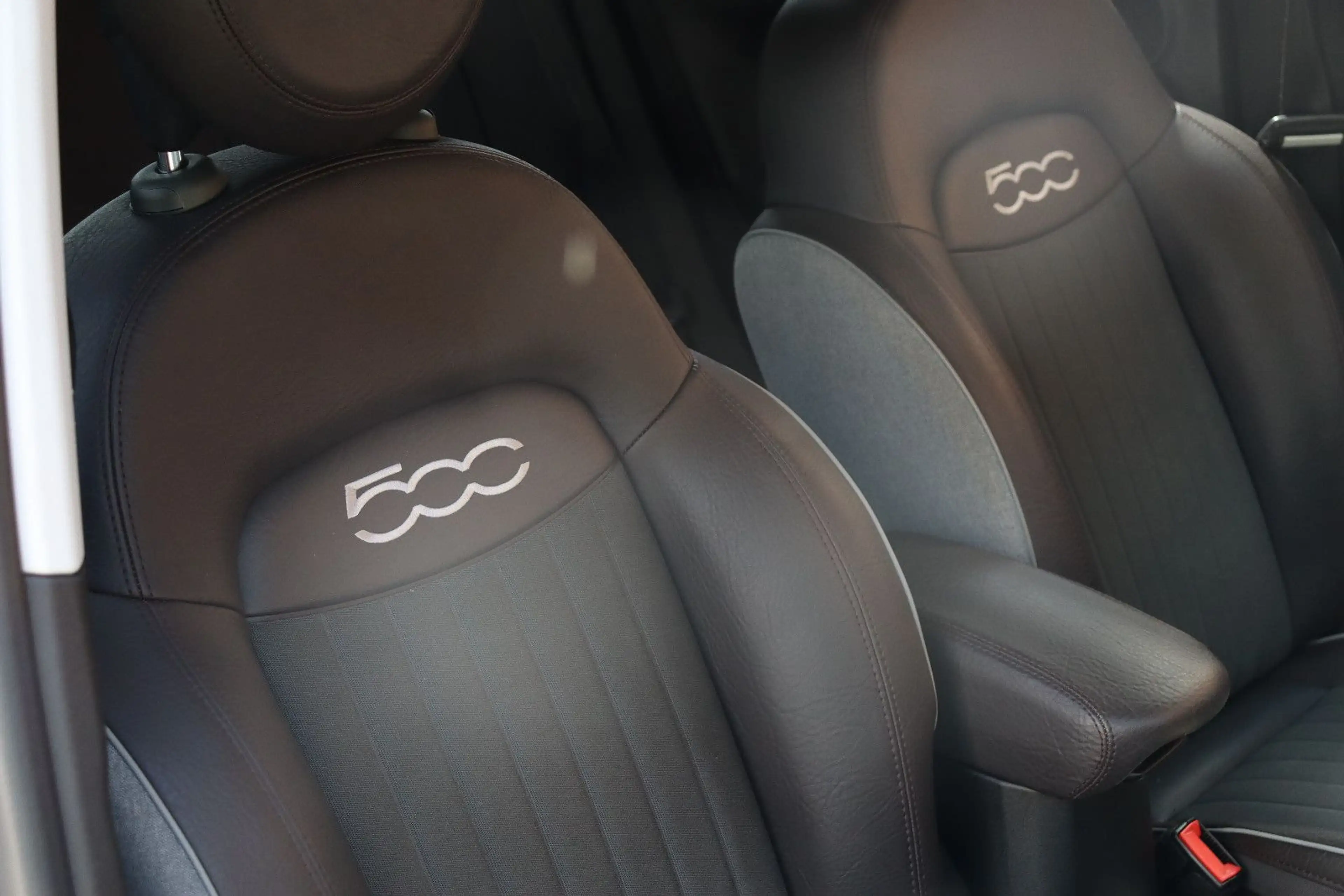 Fiat 500X 1.4 Lounge Autom. Leder Xenon Navi — photo 13