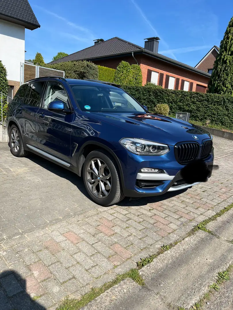 BMW X3 xDrive30d Sportpaket HUD AHK Panorama - 1