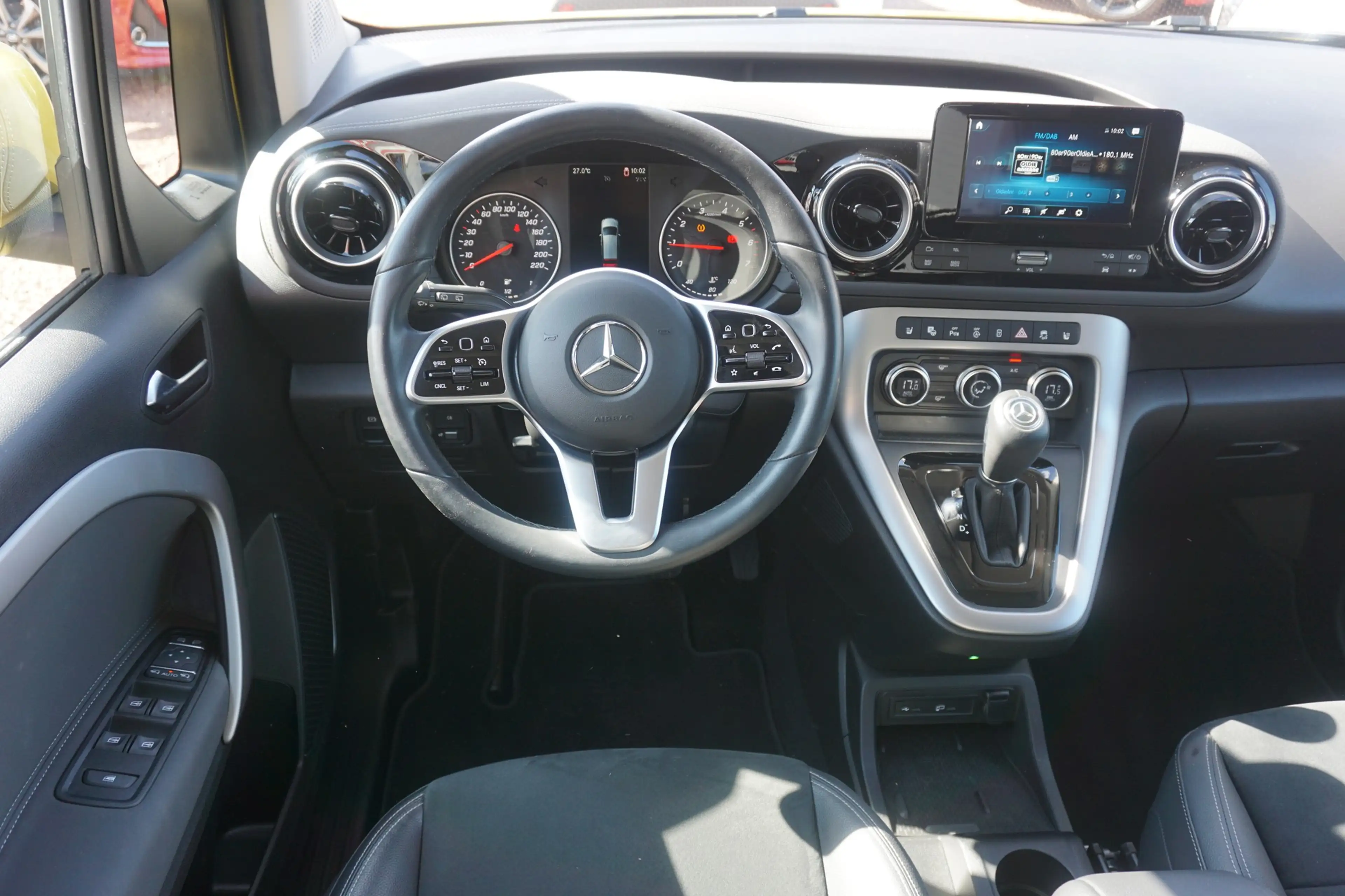 Mercedes-Benz T-Class T180 Edition 7G-DCT LED Navi Kamera Totwinkel — photo 10