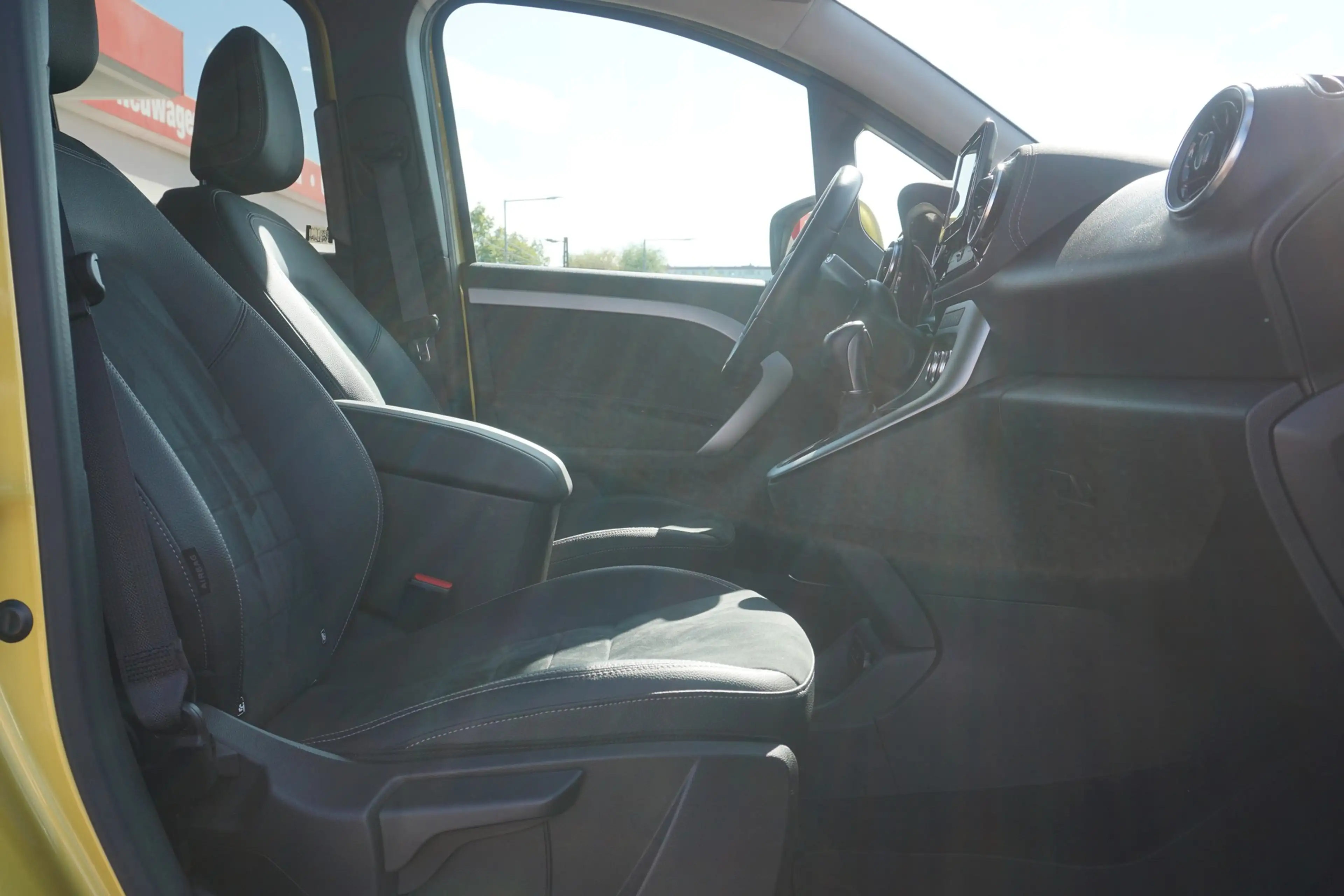 Mercedes-Benz T-Class T180 Edition 7G-DCT LED Navi Kamera Totwinkel — photo 12