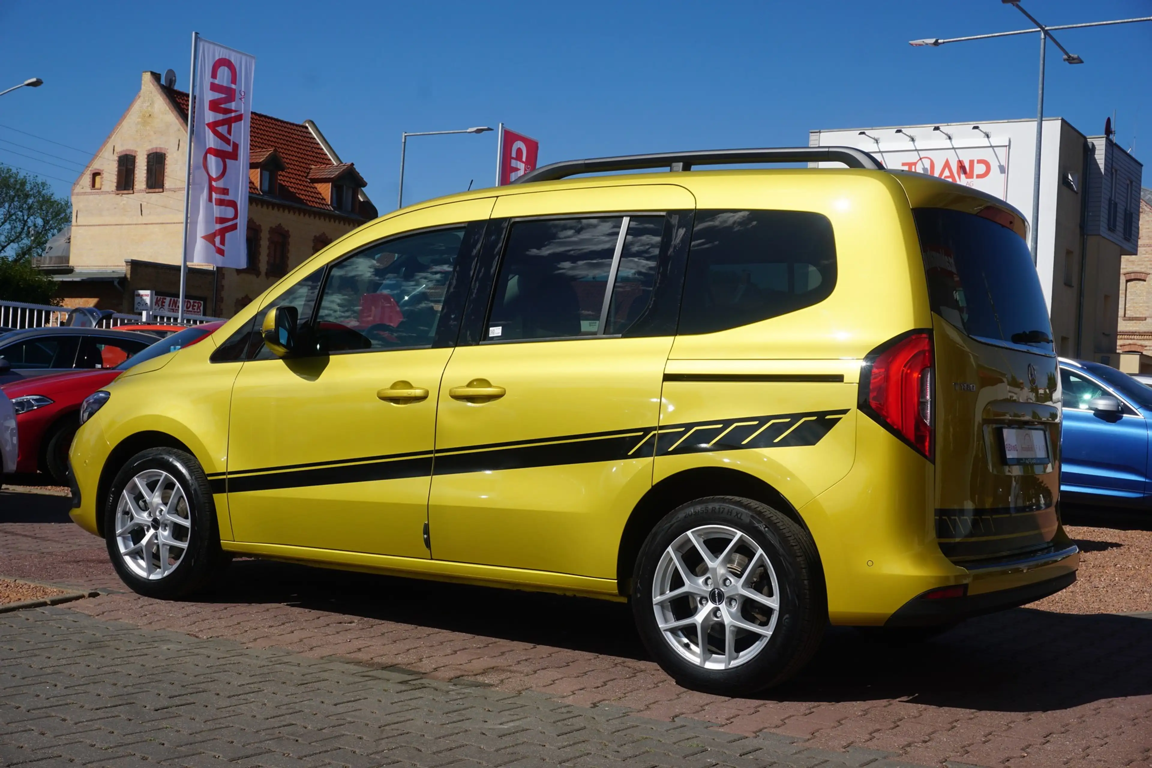 Mercedes-Benz T-Class T180 Edition 7G-DCT LED Navi Kamera Totwinkel — photo 3