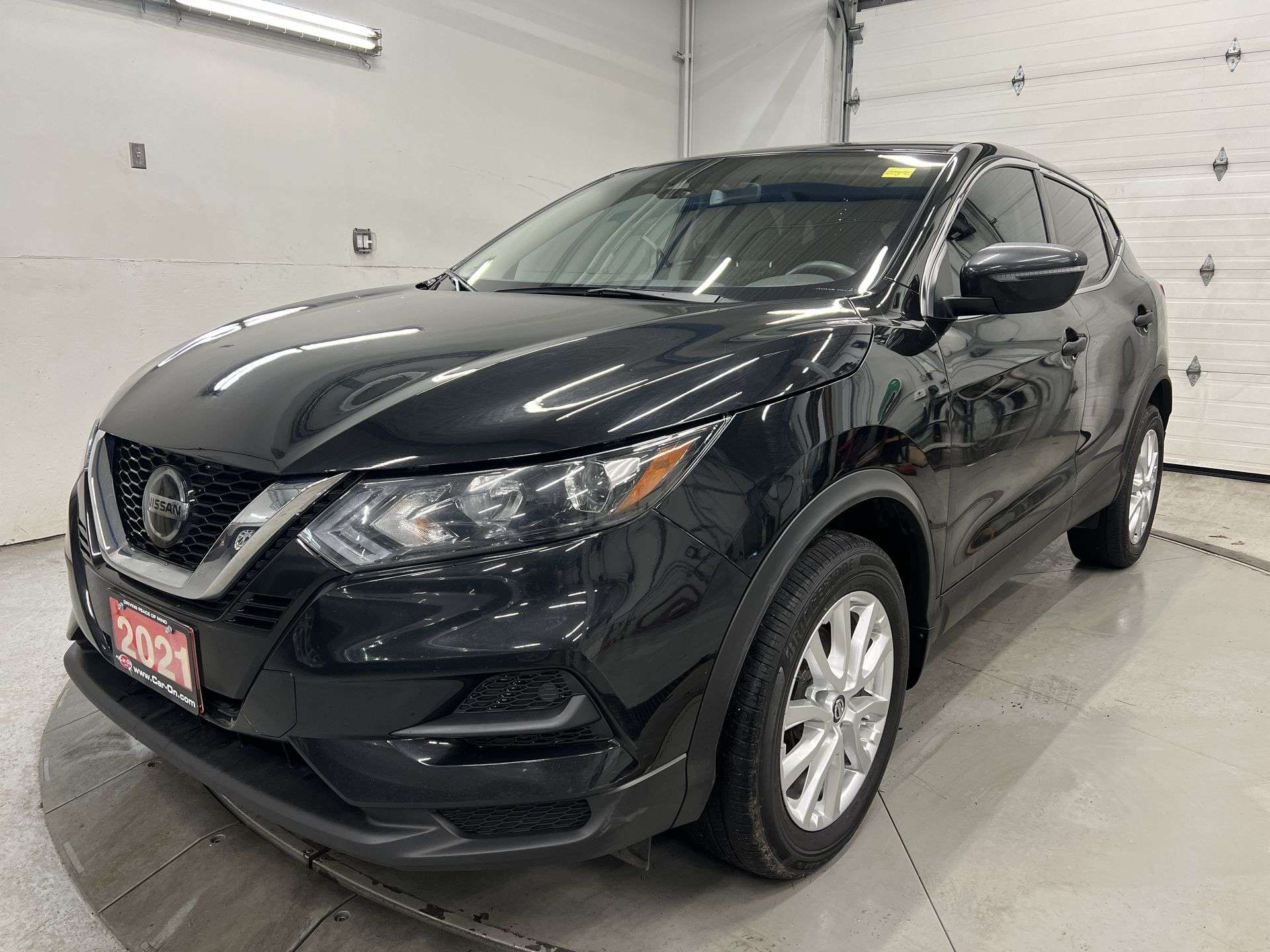 Black 2021 Nissan Qashqai SUV / Crossover  Automatic