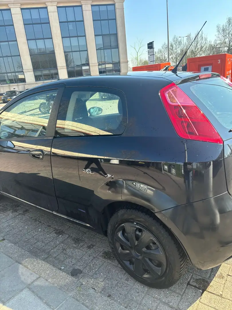 Fiat Punto 1.2 Active Negro - 1