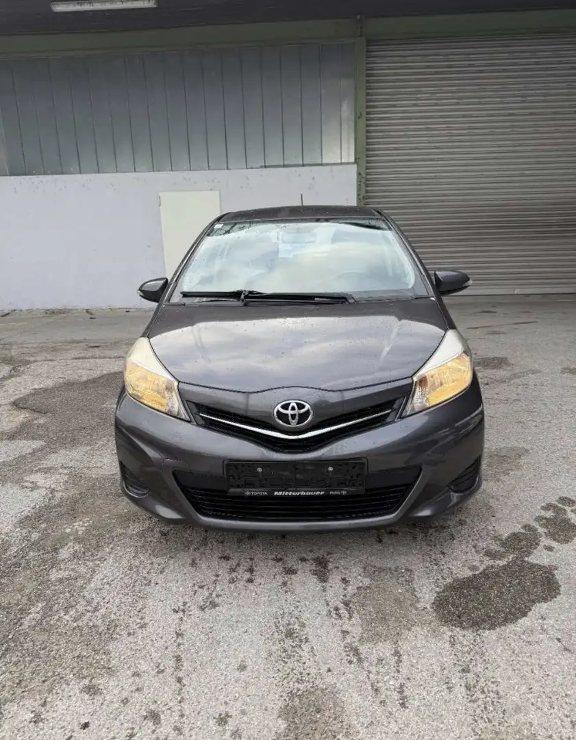 Toyota Yaris dVVT-i Lounge MDS Limousine - 2