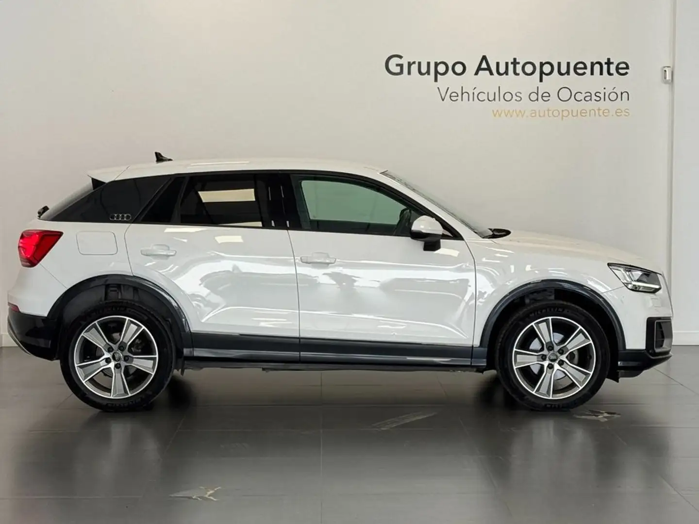 Audi Q2 ADVANCE Blanc - 2