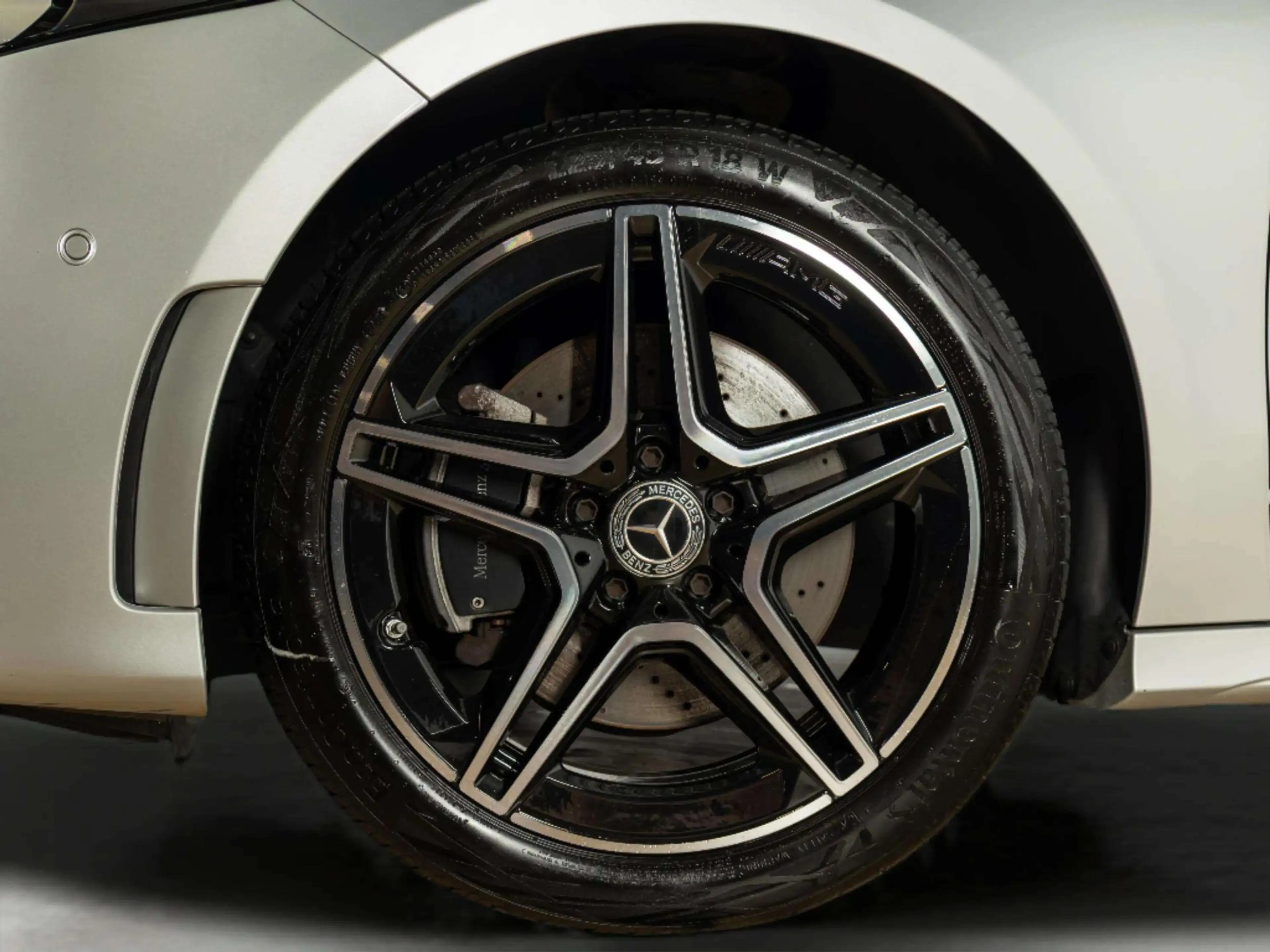 Mercedes-Benz A 250 Hatchback e Business Solution AMG Limited | Panora — photo 8