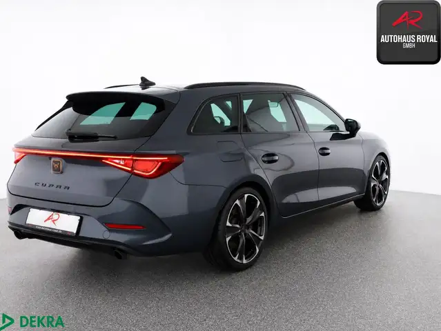 Cupra Leon view 5
