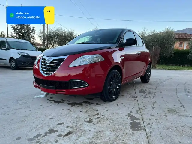 Lancia Ypsilon Cambio Automatico