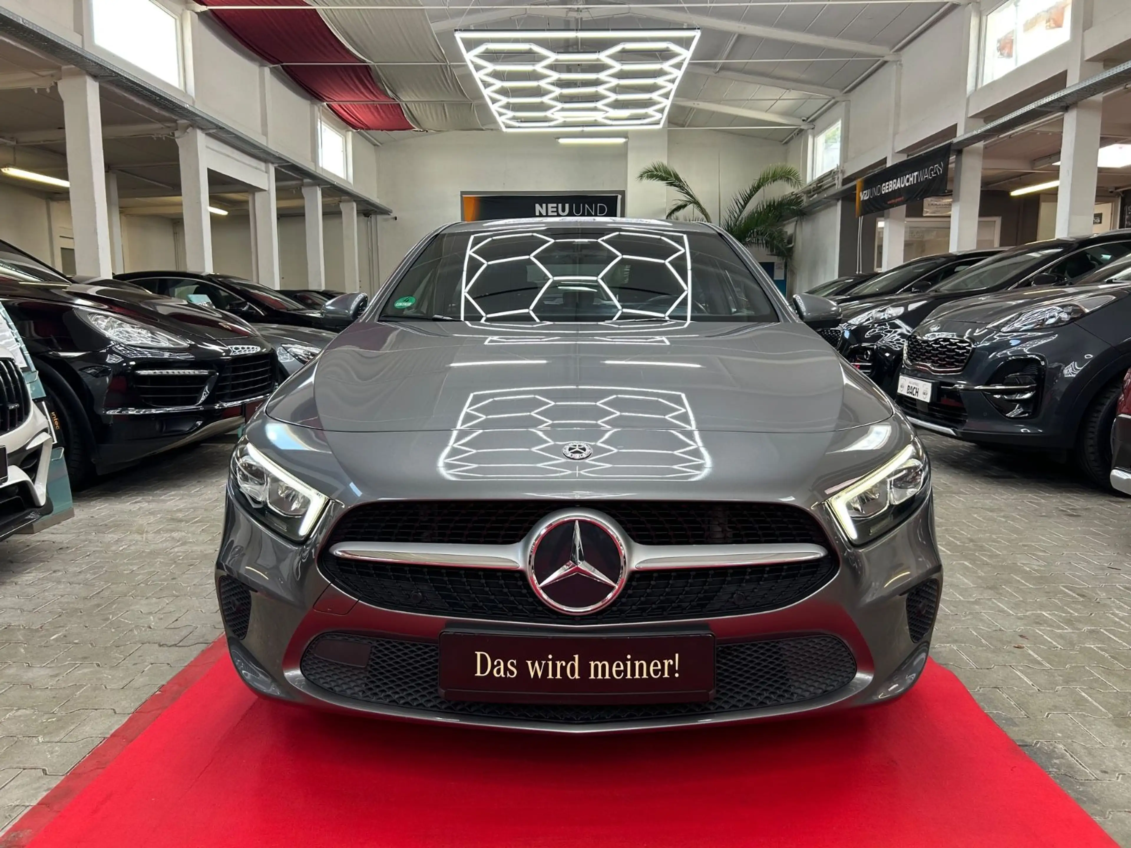 Mercedes-Benz A 180 d/TÜV NEU/SERVICE NEU/MBUX/DIGITAL/LED/RFK — photo 9