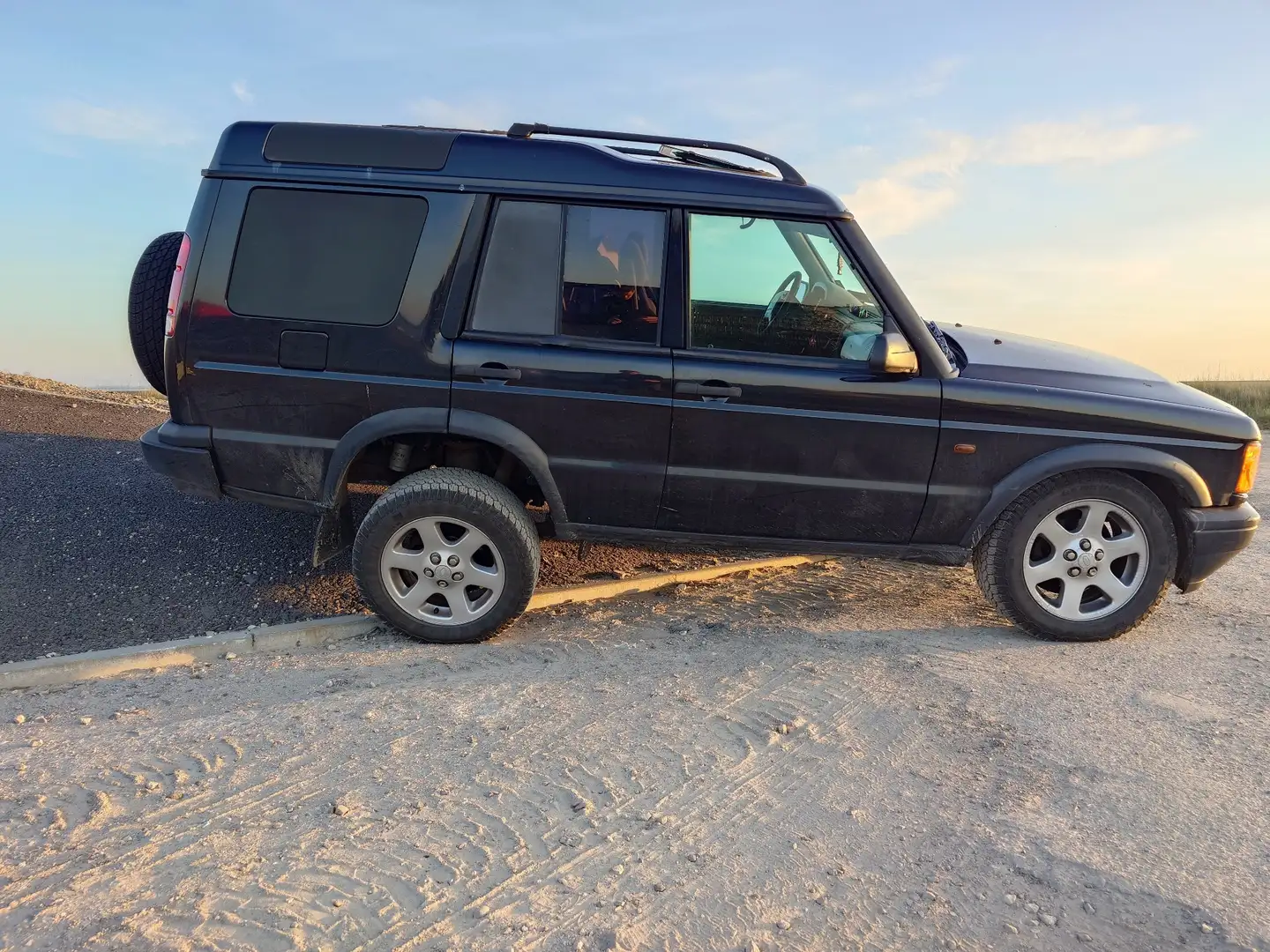 Land Rover Discovery 2.5 Td5 Zwart - 2