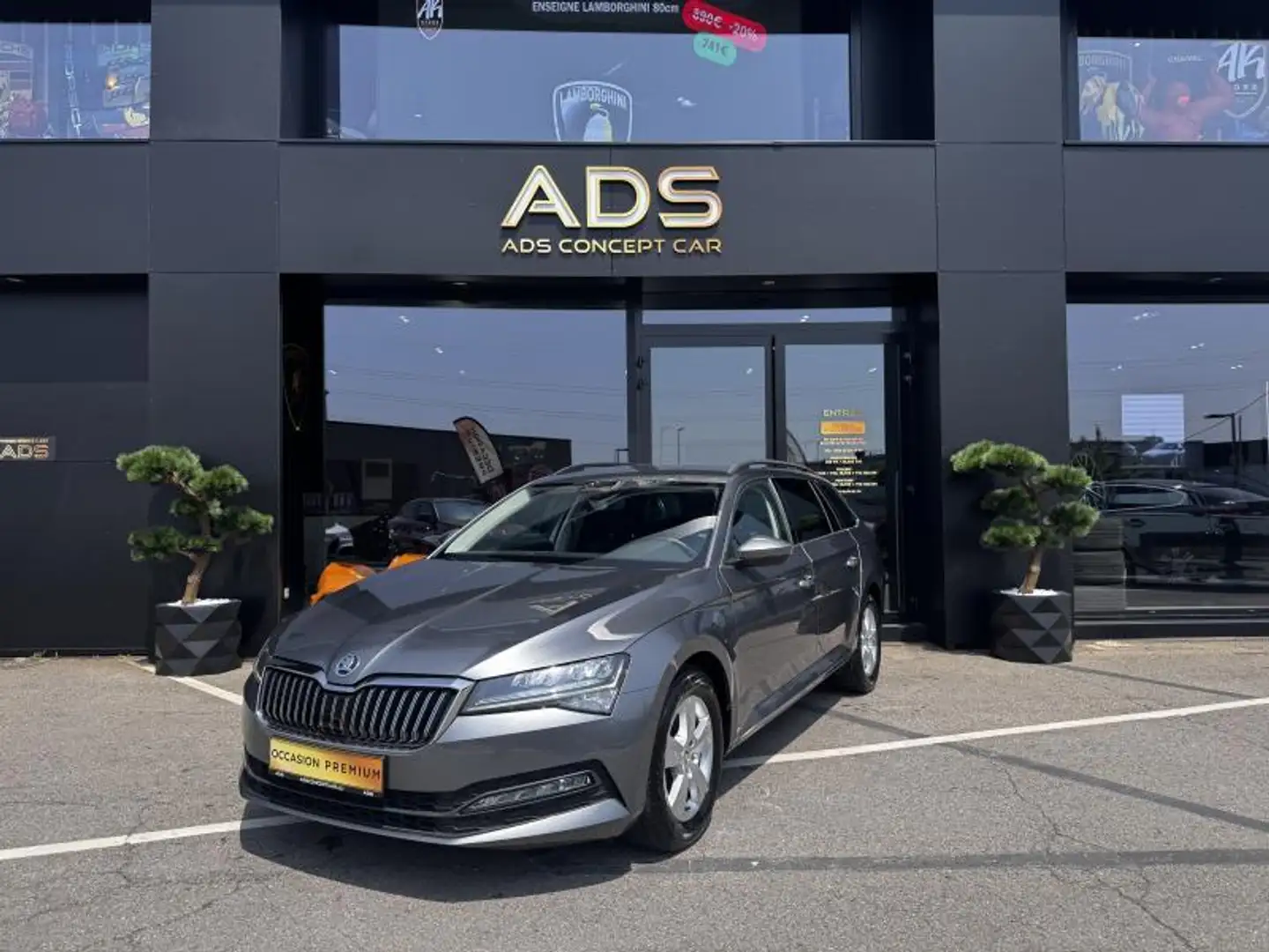 Skoda Superb III Ambition Gris - 1