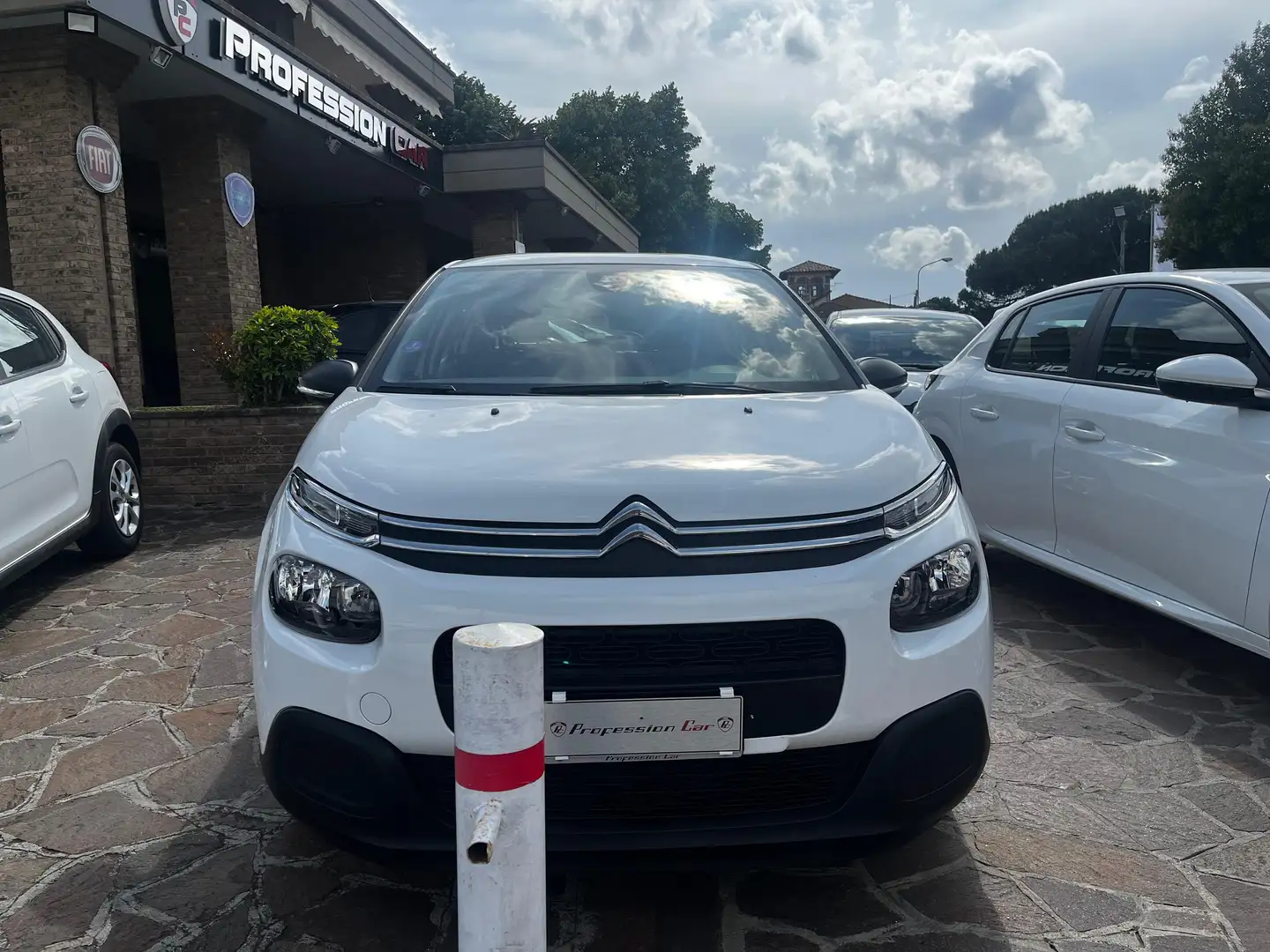 Citroen C3 C3 1.2 PURETECH FELL BUSINESS 83CV Blanc - 2