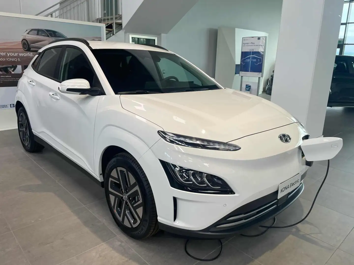 Hyundai KONA EV 39 kWh XLine Blanco - 1
