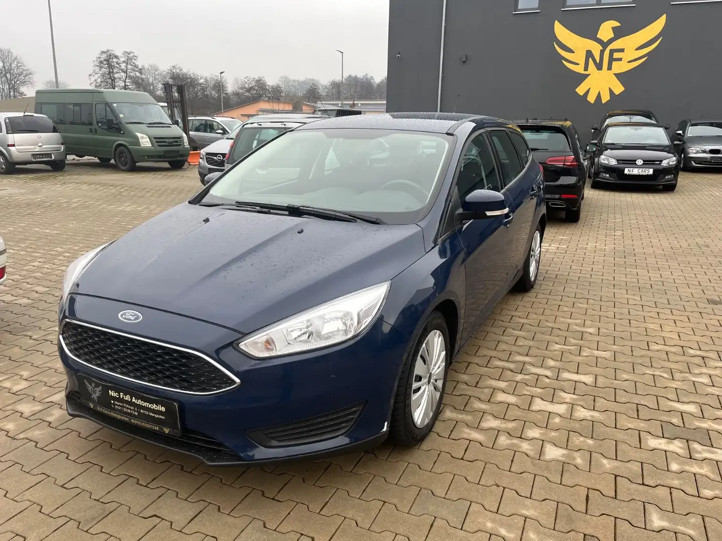 Ford Focus Turnier Trend 1.0 AHK,Klima,TOP,EURO6 Blau - 1