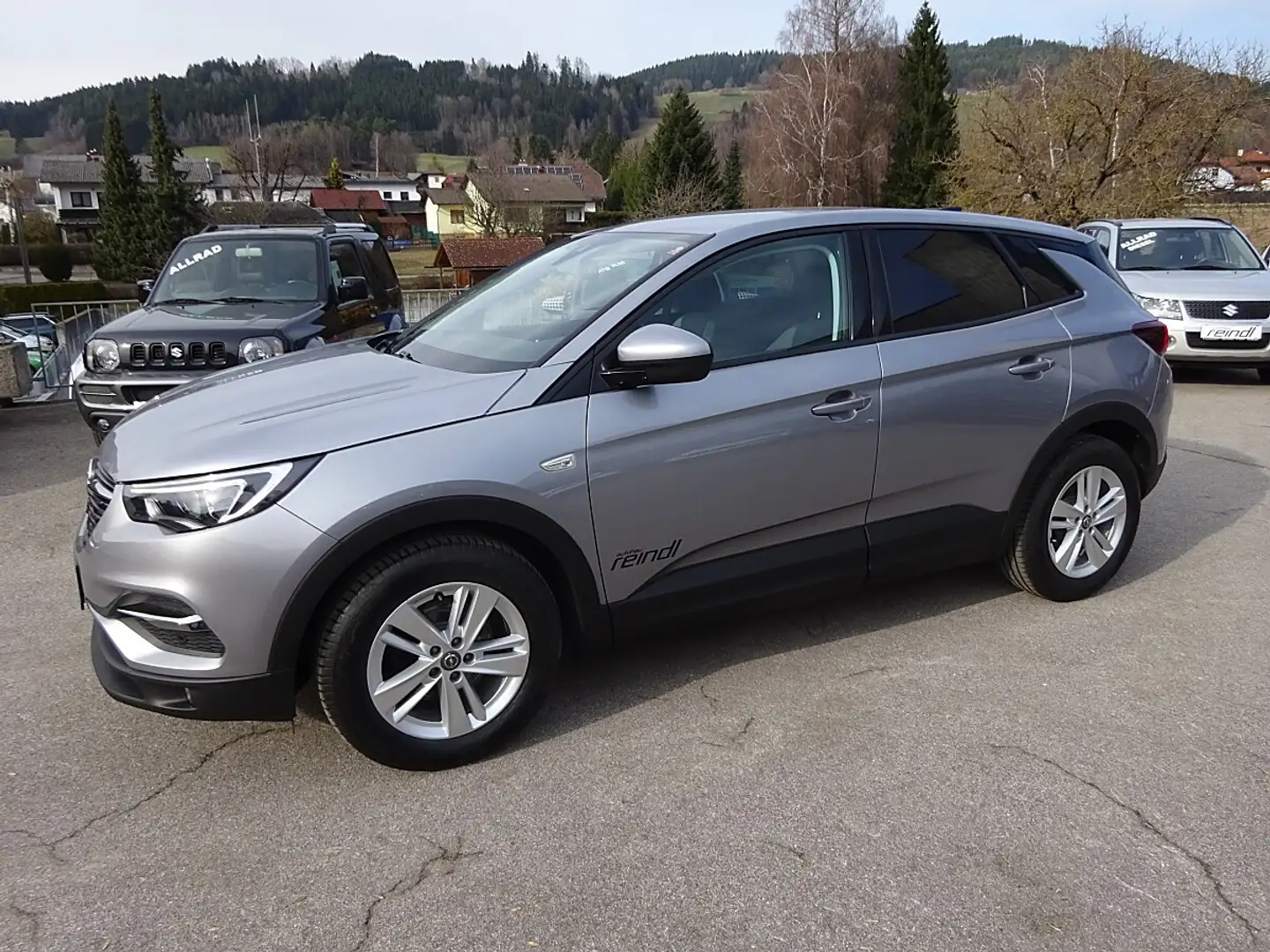 Opel Grandland X 1,2 Turbo Direct Injection Innovation,Navigatio... Grau - 1