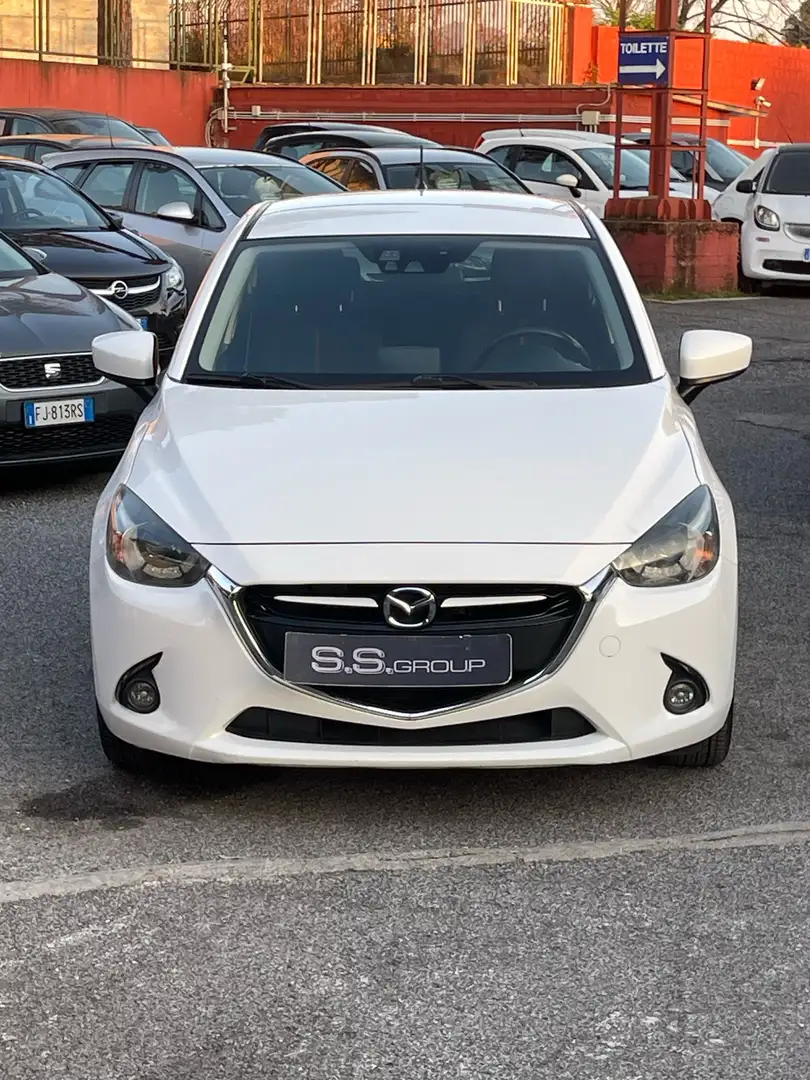 Mazda 2 1.5 Evolve 90cv/rate/permute/garanzia/unipro/6b Bianco - 2