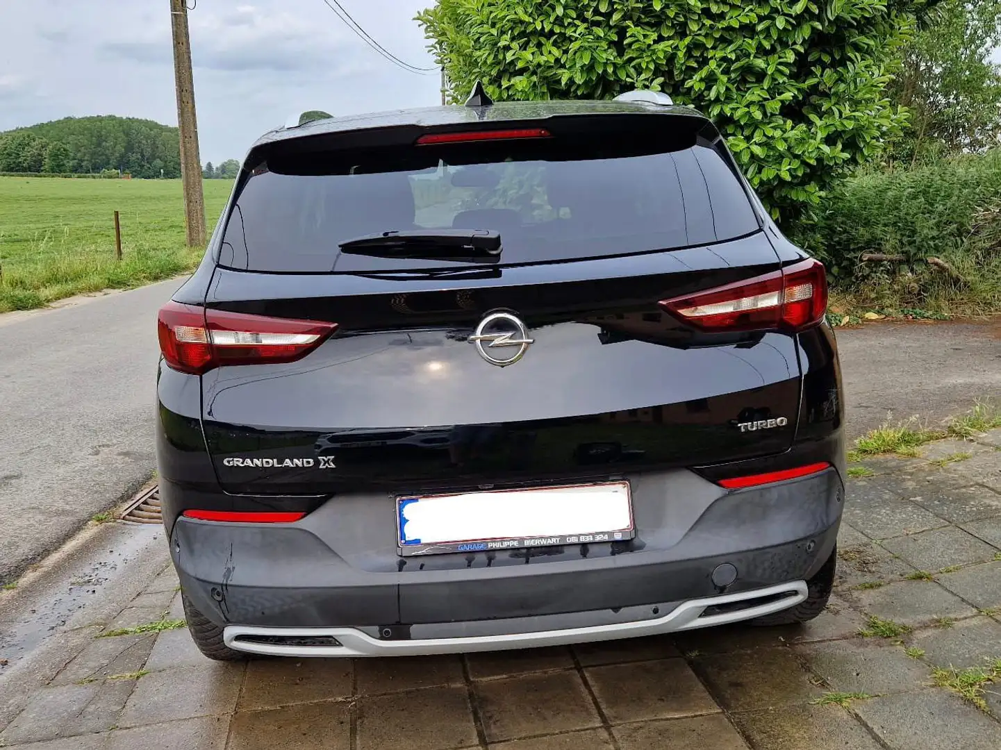 Opel Grandland X Grandland X 1.2 Turbo ECOTEC Innovation (EU6.2) Noir - 2