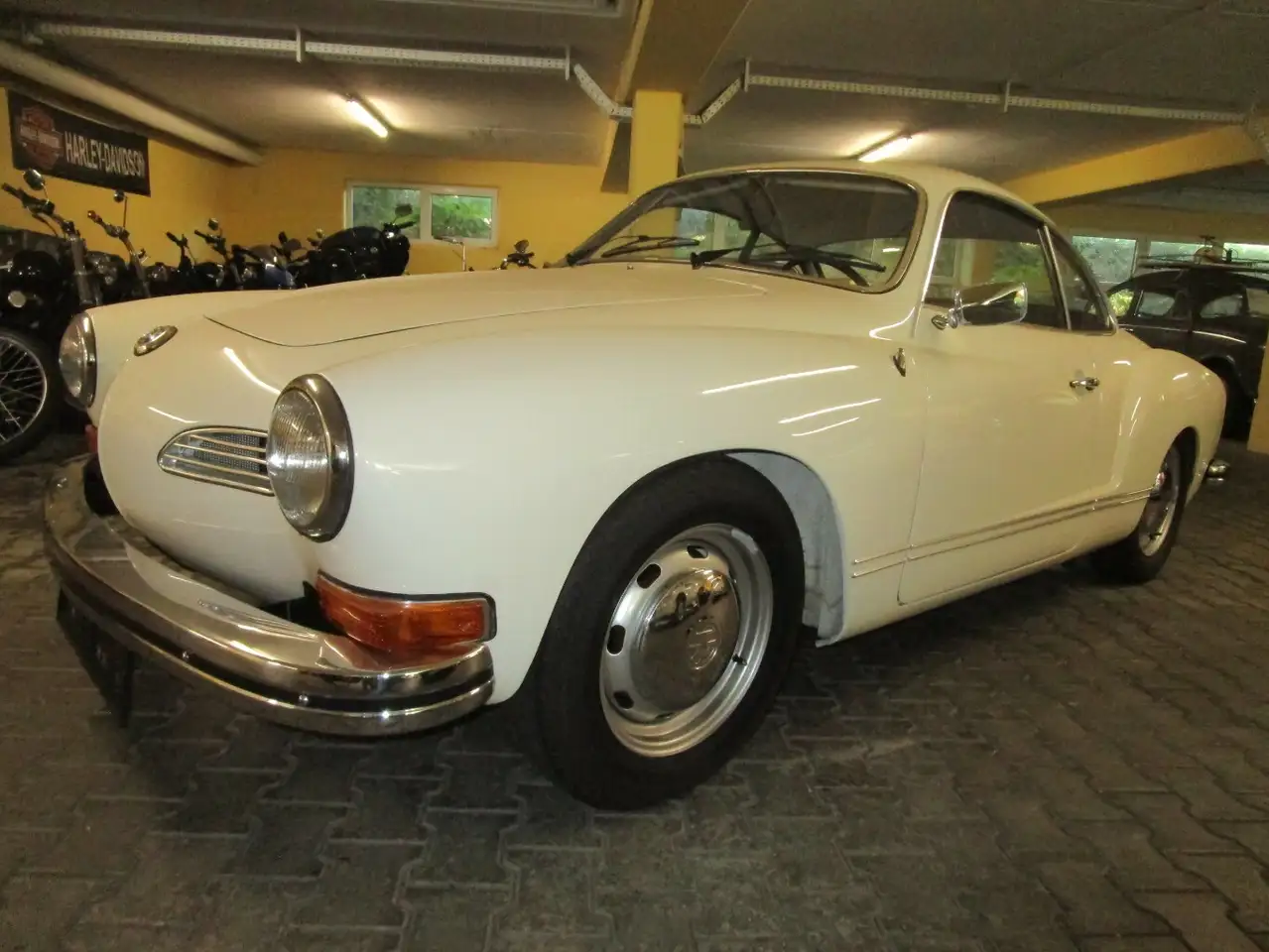 Volkswagen Karmann Ghia 1600 Coupe, foto 2