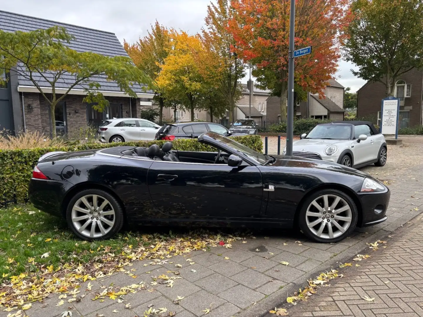 Jaguar XK 4.2 Cabrio Zwart - 2