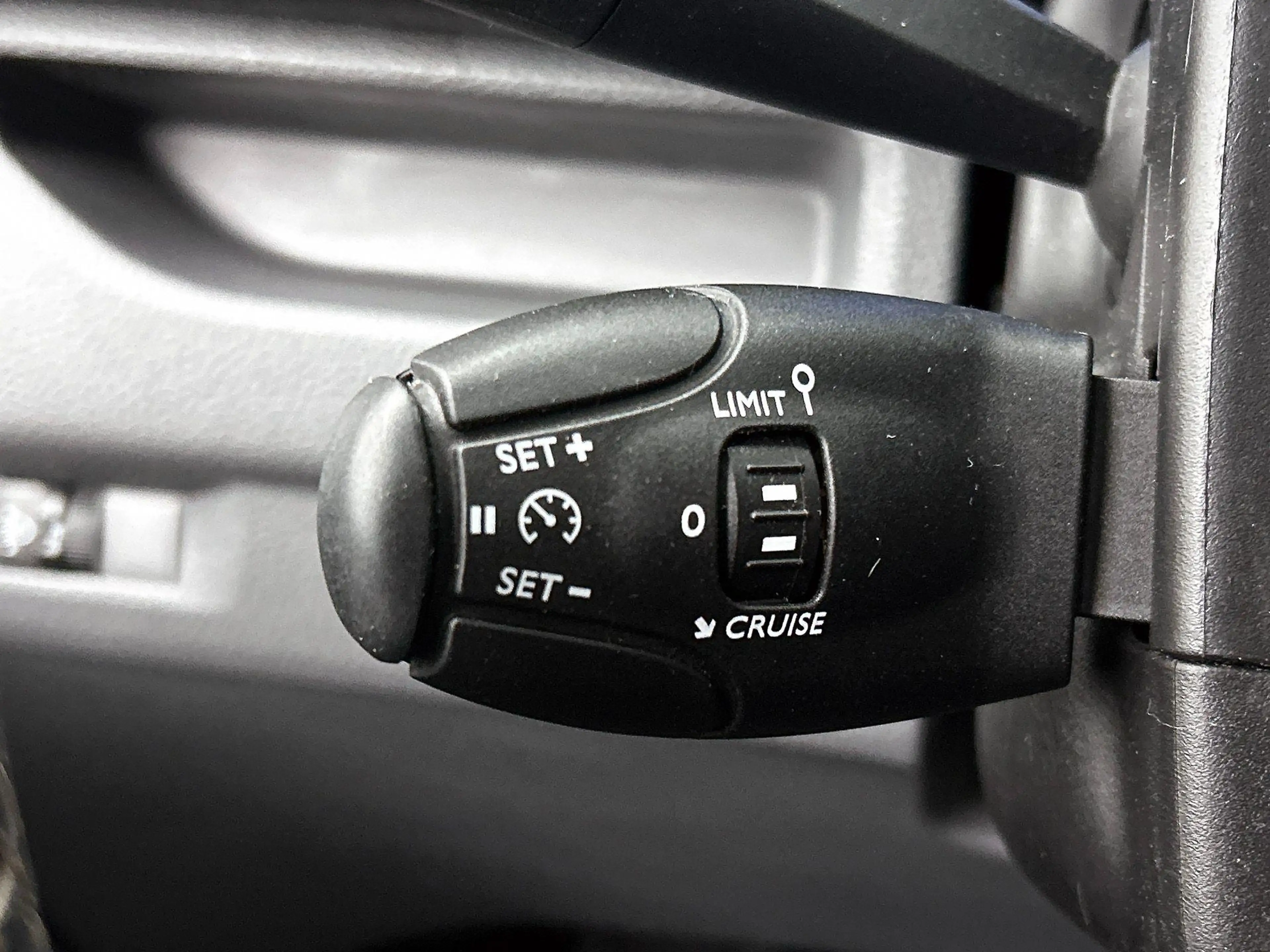 Opel Vivaro-e L3H1 Edition 75 kWh Automaat Airco Navigatie Cruis — photo 6