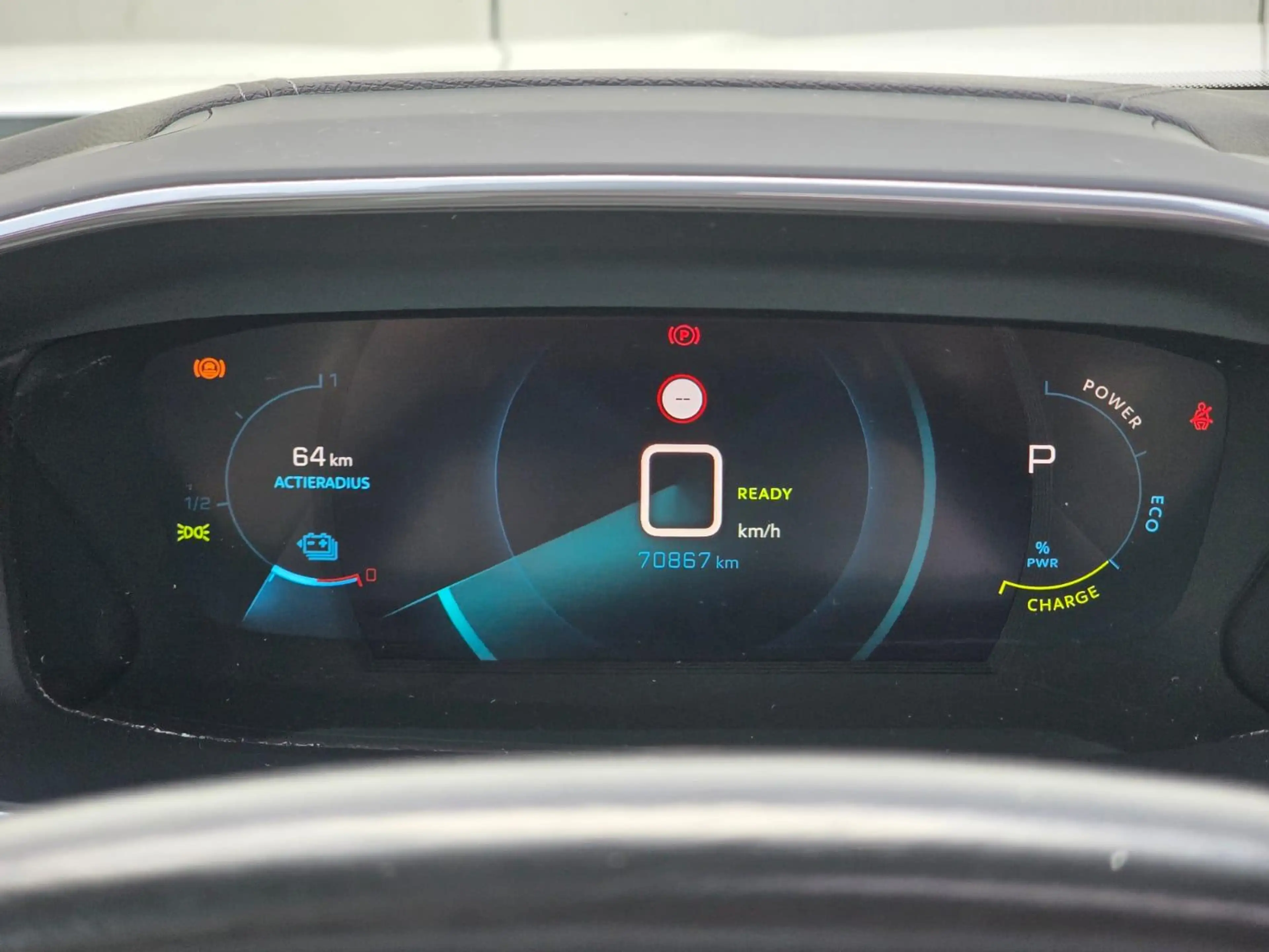 Peugeot e-2008 EV GT Pack 50 kWh Schuifdak | Alcantara | Navigati — photo 13