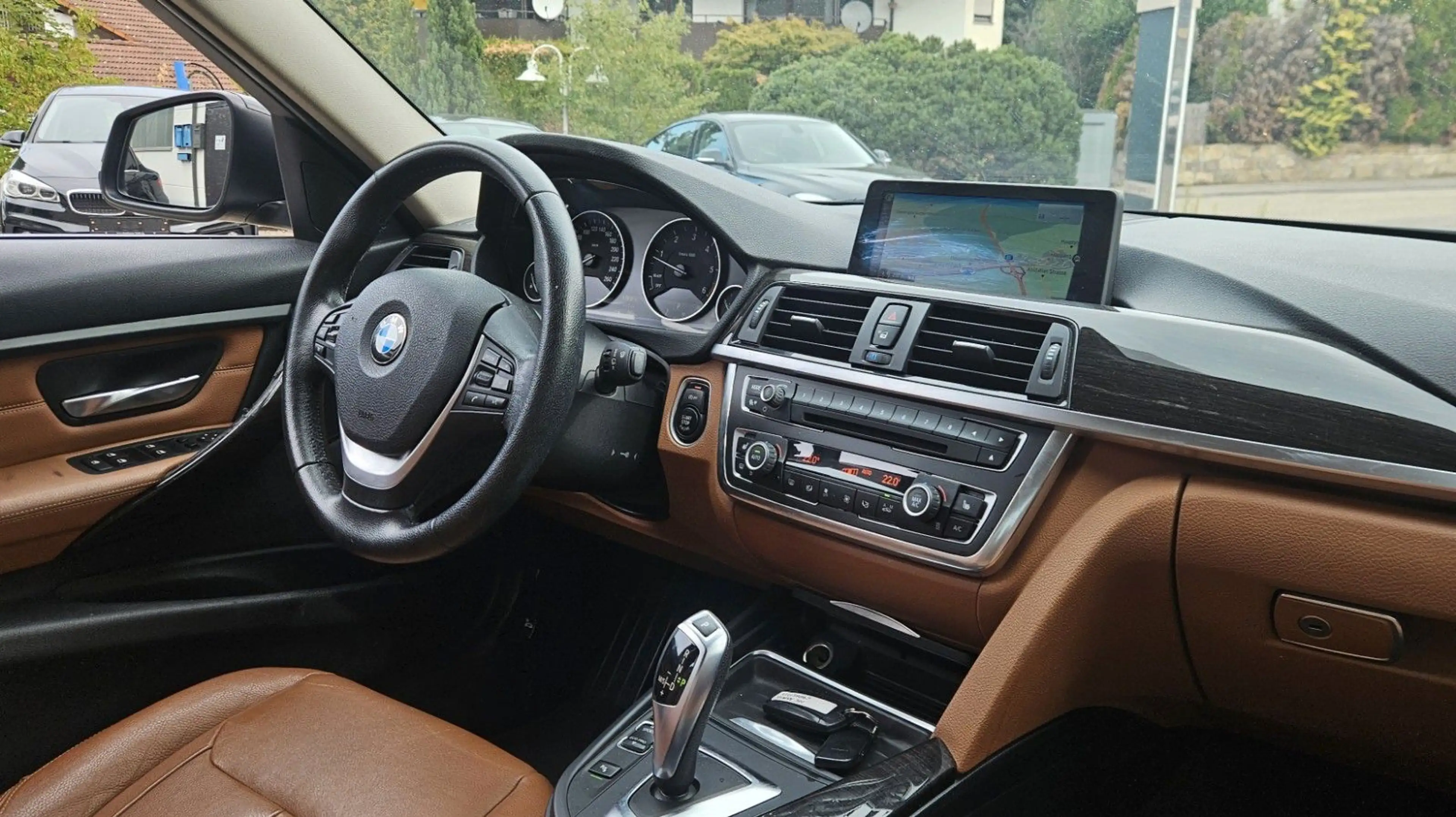 BMW 325 d Aut. Limousine Luxury Line *Leder*GSHD*HiFi — photo 13