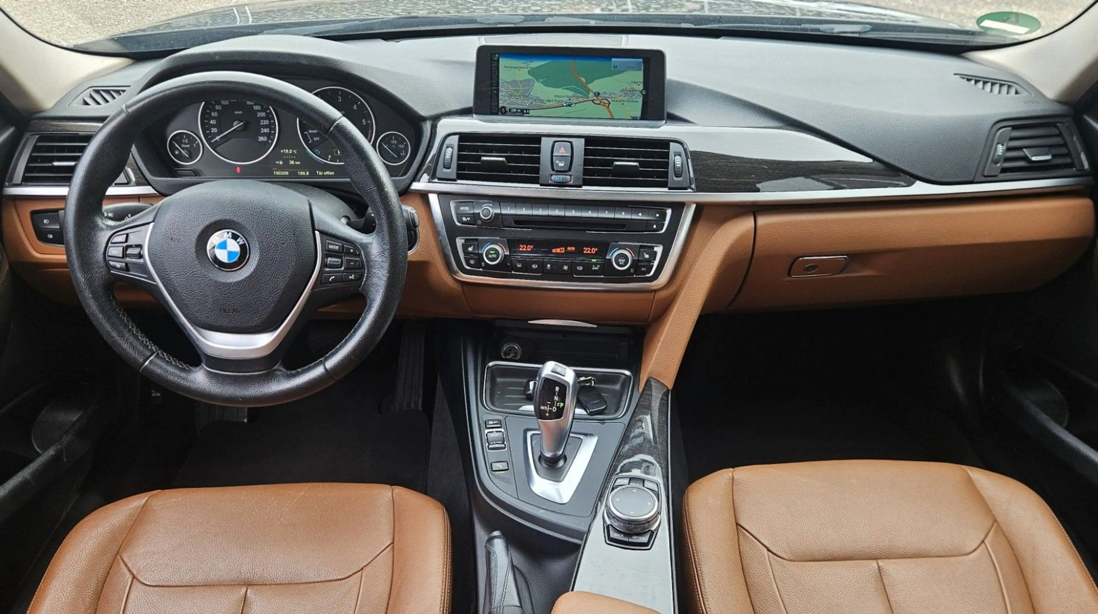BMW 325 d Aut. Limousine Luxury Line *Leder*GSHD*HiFi — photo 14