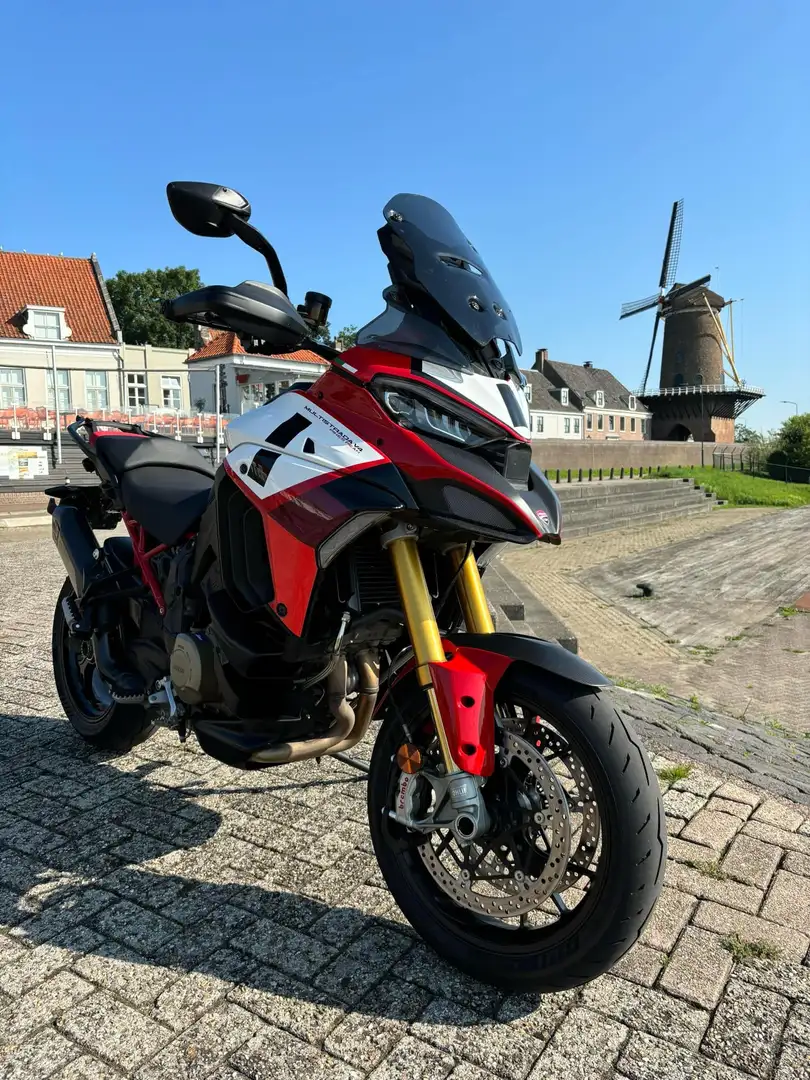 Ducati Multistrada V4 S Rood - 1