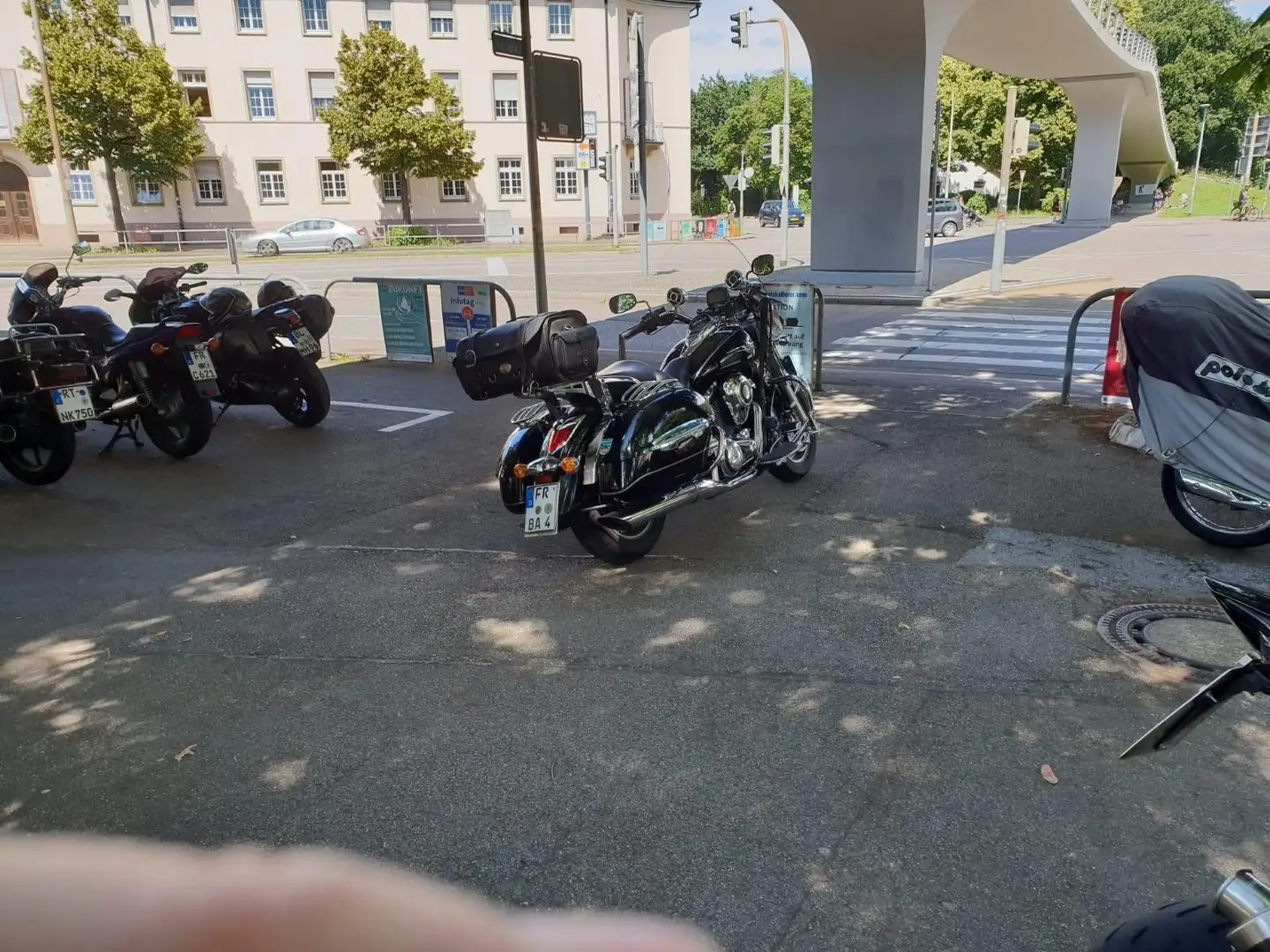 Kawasaki VN 1700 Classic Tourer Negru - 2