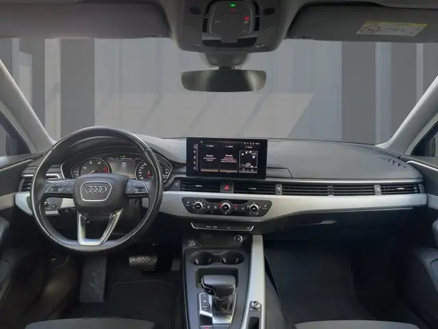 Audi A4 view 10