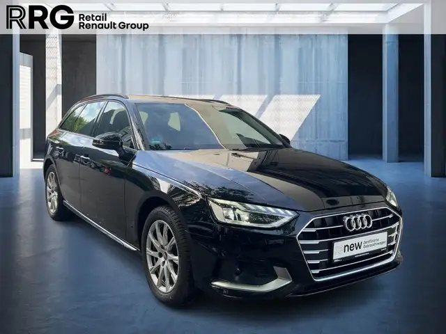 Audi A4 view 7