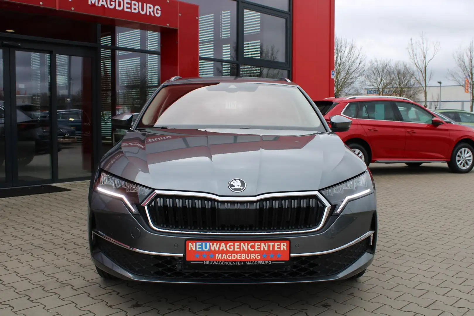 Skoda Octavia 1.5TSI DSG*KAMERA*ACC*LED*SHZ*AHK-Vorb.*LM*beh.FRO Szürke - 2