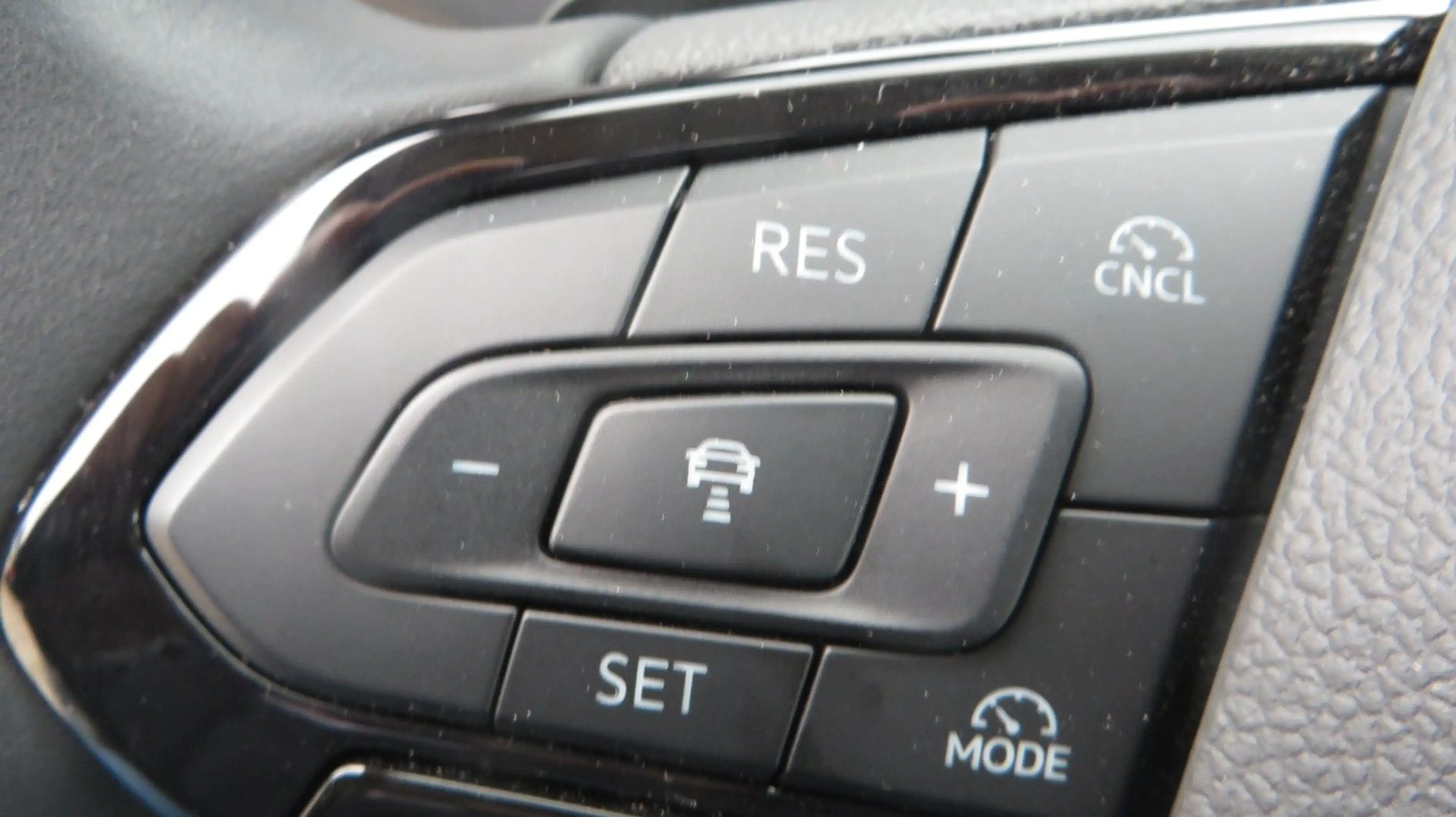 Ford Tourneo Connect PHEV Titanium — photo 8