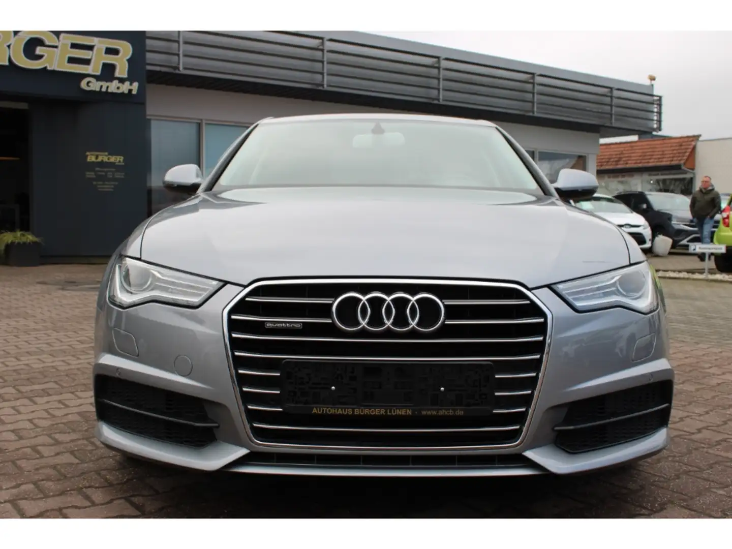 Audi A6 3.0 TDI quattro StandHZG Navi Soundsystem Bi-Xenon Grau - 2